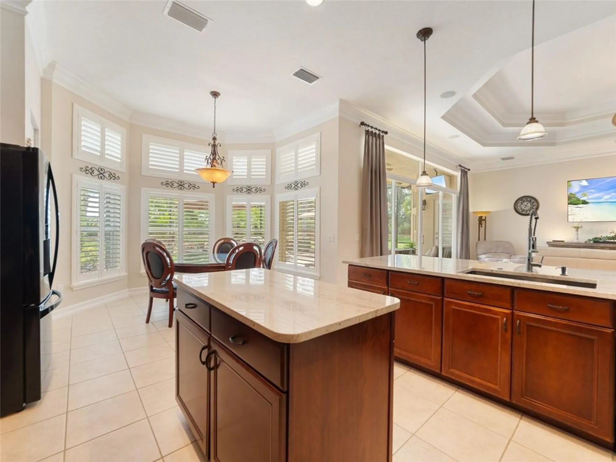 Property Slideshow image 15 of 62 | 5024 ruby flats dr, Wimauma, FL, 33598