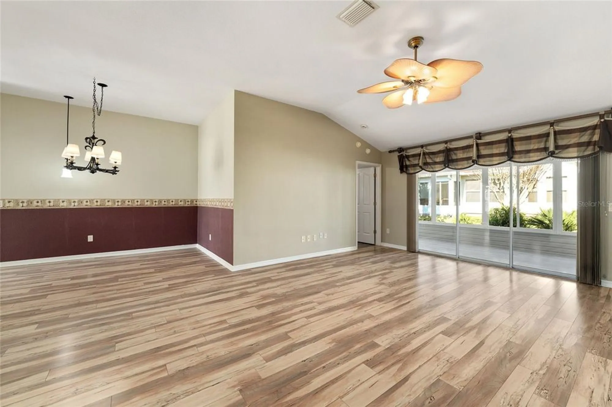 Property Slideshow image 14 of 71 | 3017 hillside ln, The Villages, FL, 32162