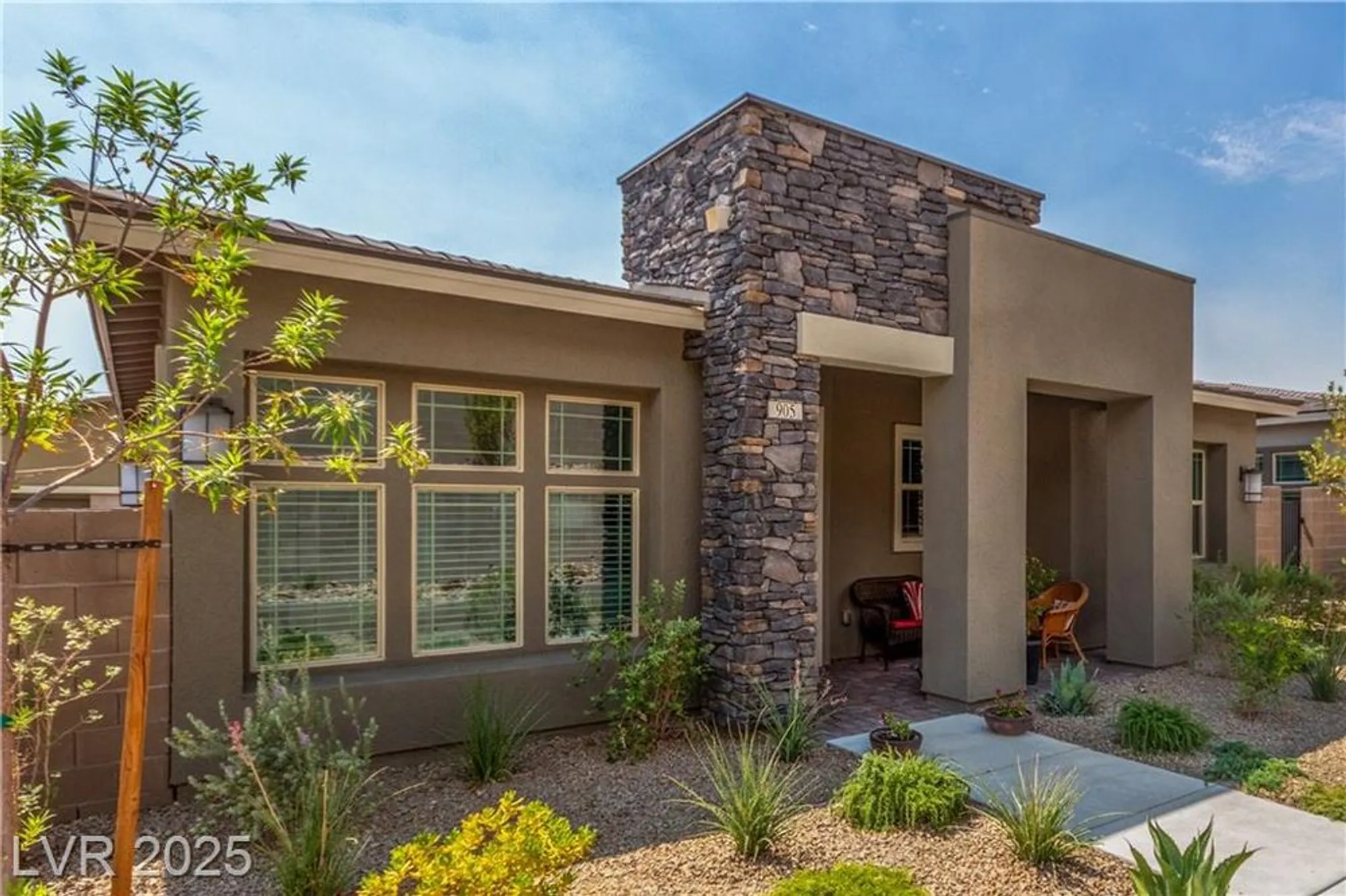 Property Slideshow image 38 of 43 | 905 belleforte ln, Las Vegas, NV, 89138