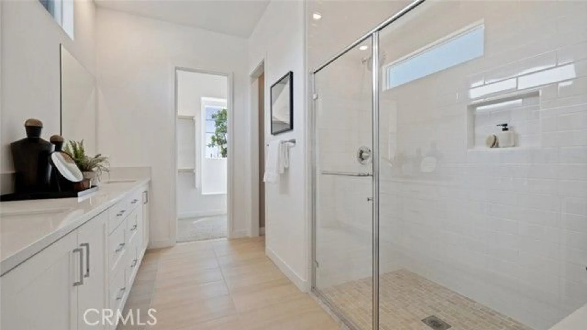 Property Slideshow image 13 of 25 | 24507 villa la sombrilla, Valencia, CA, 91354