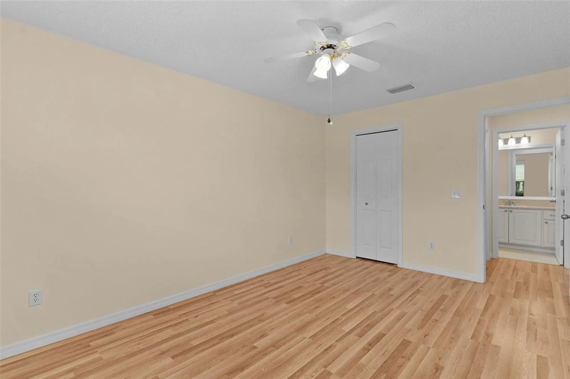 Property Slideshow image 30 of 55 | 1003 del mar dr, Lady Lake, FL, 32159