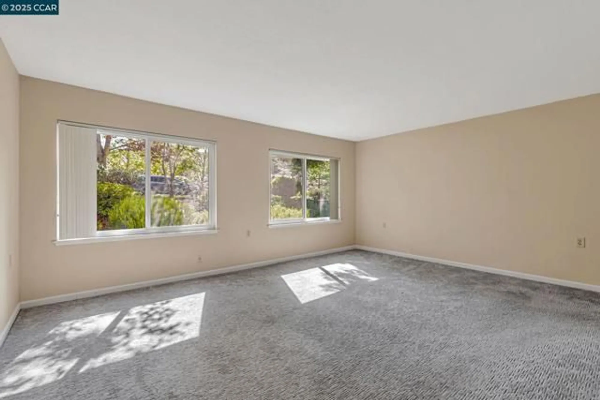 Property Slideshow image 16 of 30 | 1909 skycrest dr 2, Walnut Creek, CA, 94595
