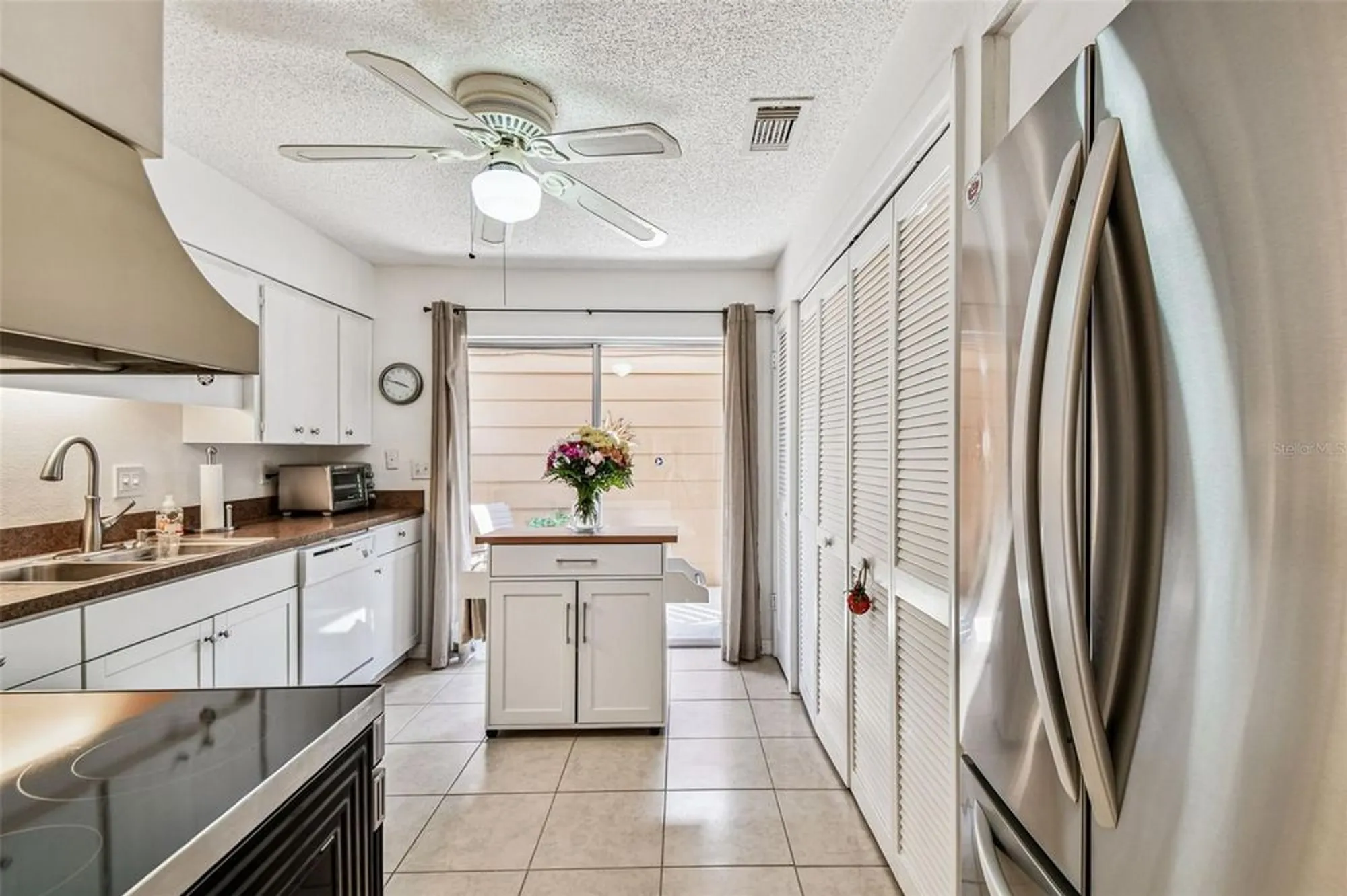 Property Slideshow image 17 of 41 | 4423 pelorus dr b, New Port Richey, FL, 34652