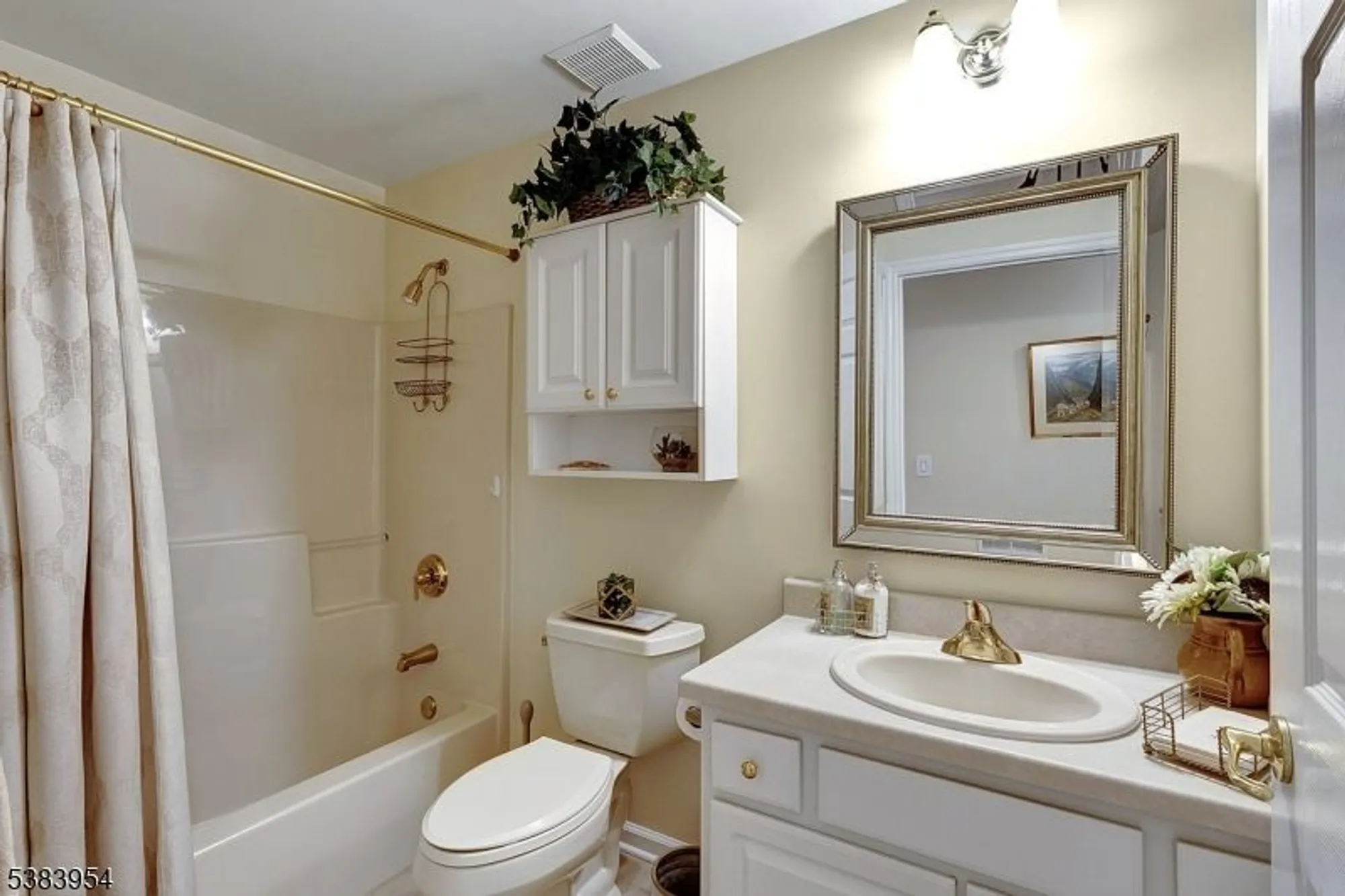 Property Slideshow image 12 of 31 | 1110 johnson dr, Rockaway Boro, NJ, 07866