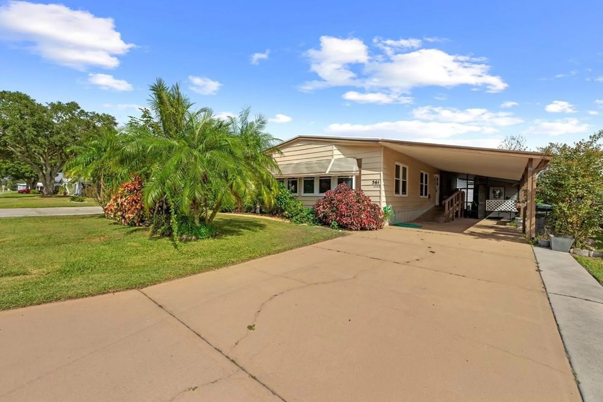 Property Slideshow image 22 of 28 | 5082 fox cliff dr, Lakeland, FL, 33810