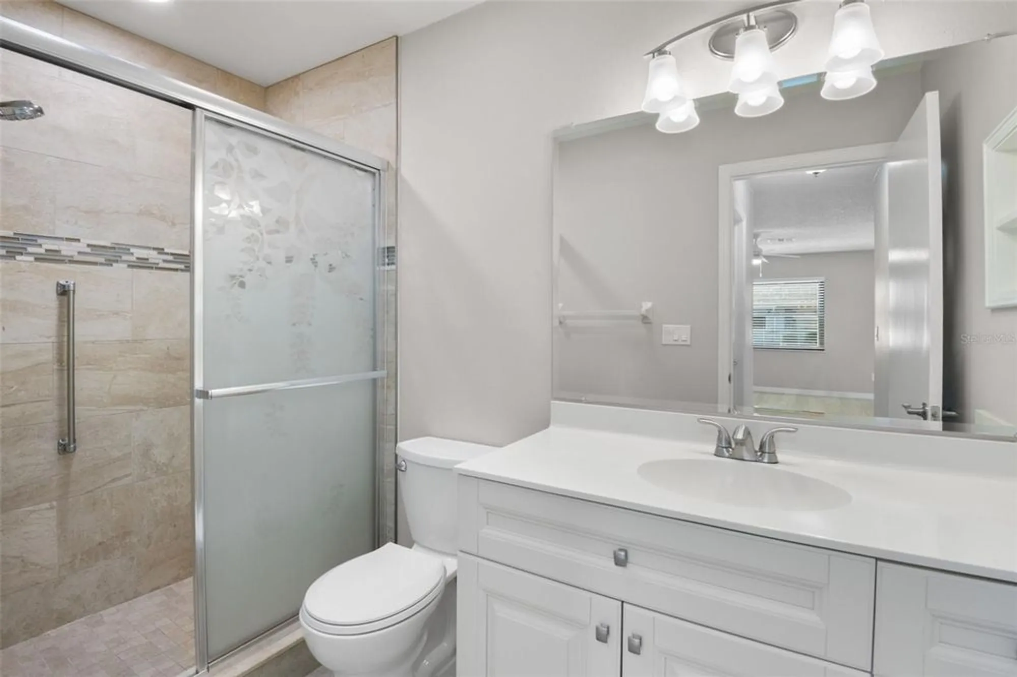 Property Slideshow image 21 of 51 | 302 linger ln, Sun City Center, FL, 33573