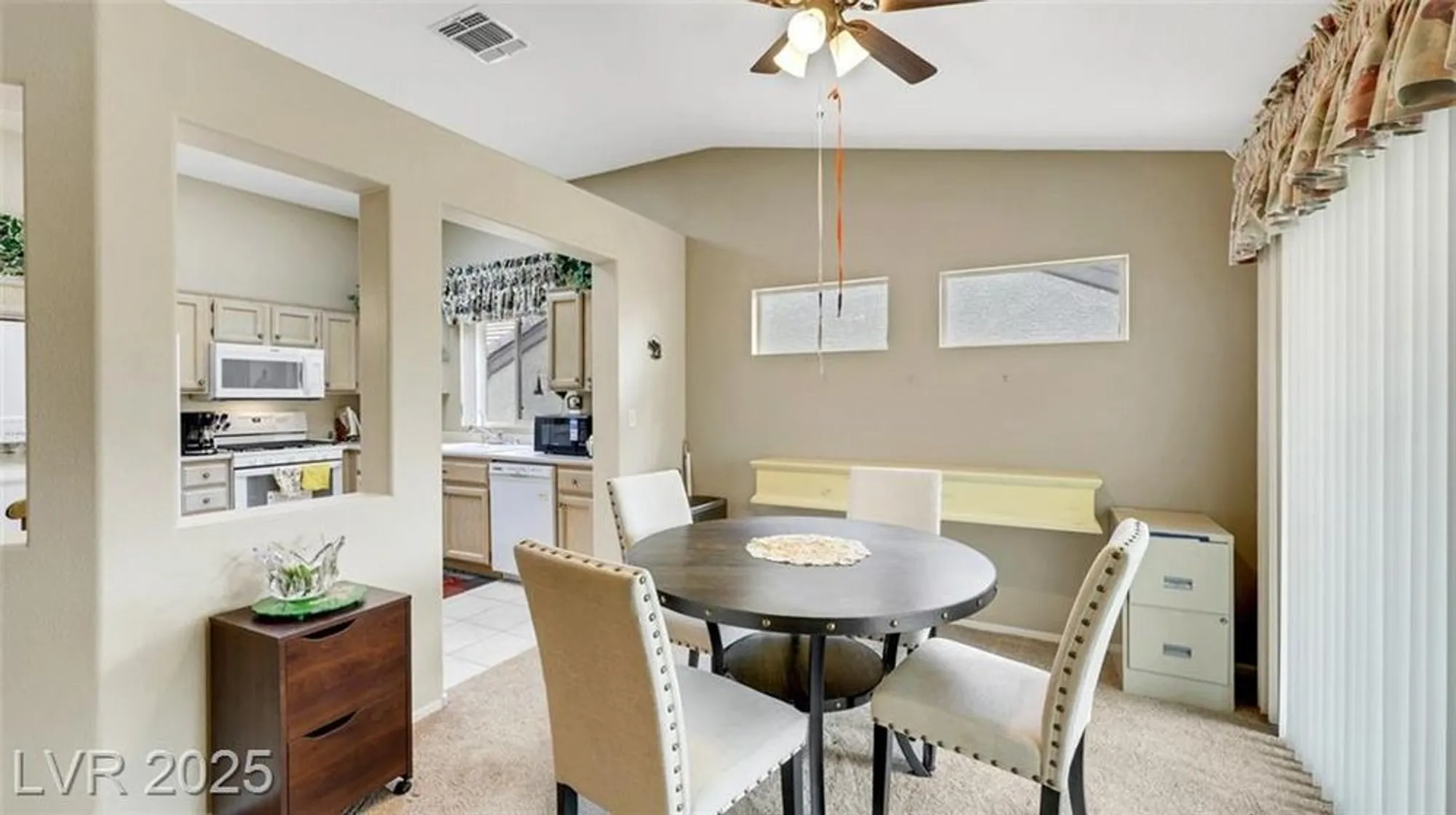 Property Slideshow image 22 of 31 | 2075 joy view ln, Henderson, NV, 89012