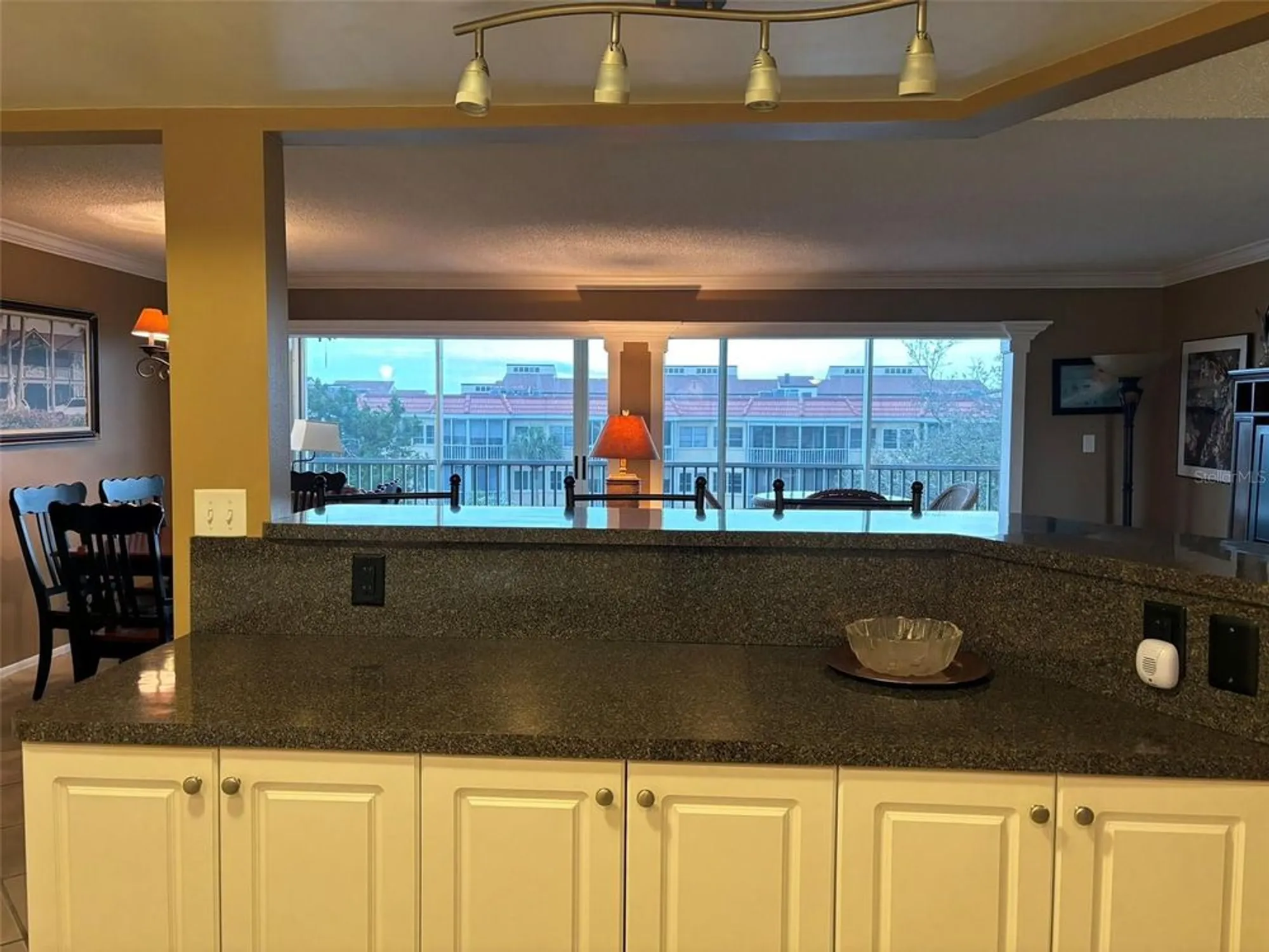 Property Slideshow image 2 of 19 | 1325 s portofino dr 309, Sarasota, FL, 34242