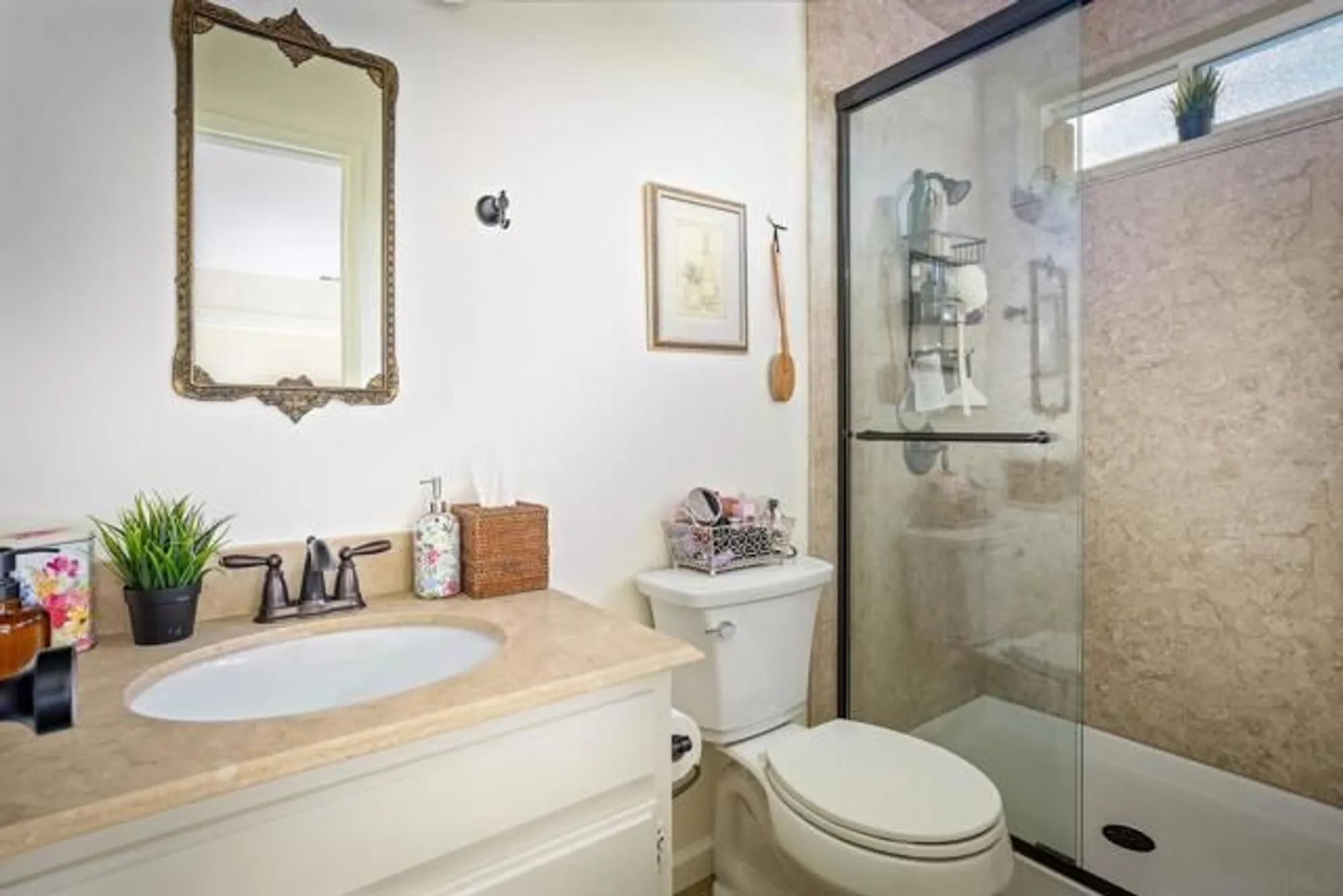 Property Slideshow image 13 of 24 | 3577 pear blossom ave, Oceanside, CA, 92057