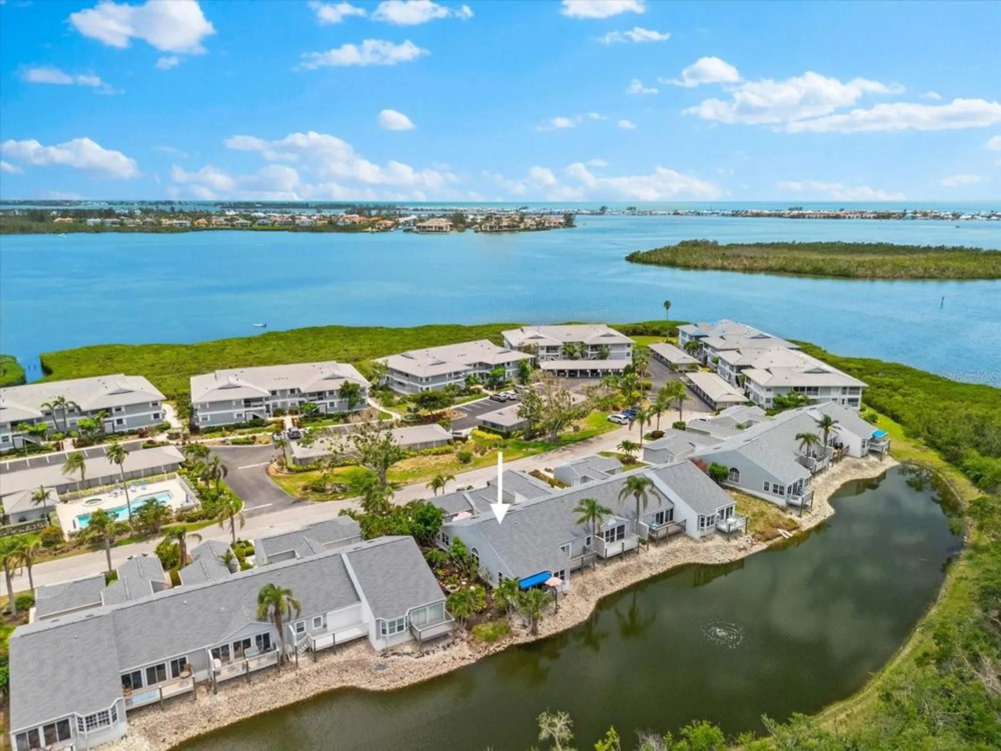Property Slideshow image 52 of 69 | 1312 perico point cir, Bradenton, FL, 34209