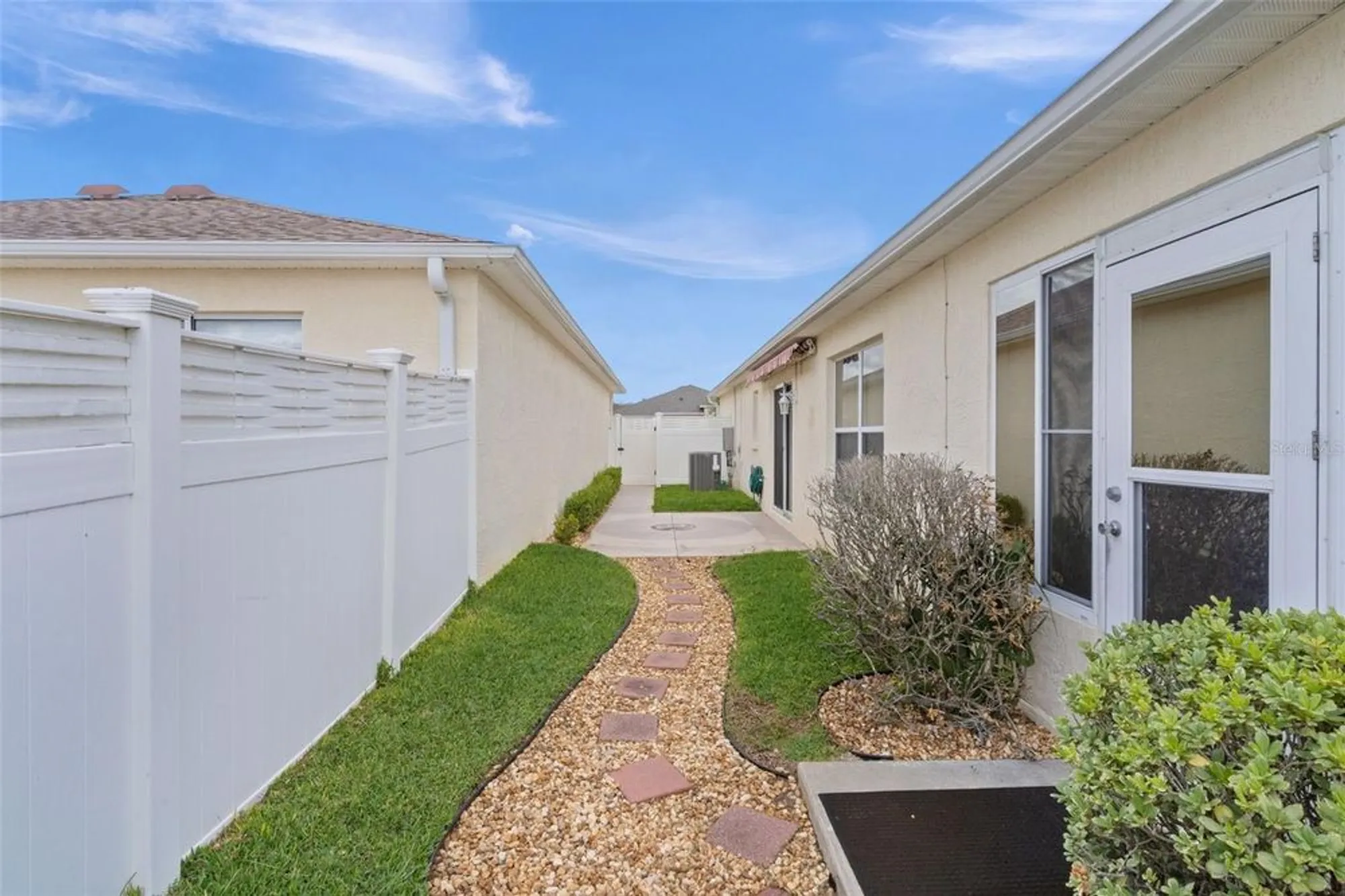 Property Slideshow image 33 of 40 | 7858 se 171st buchanan pl, The Villages, FL, 32162