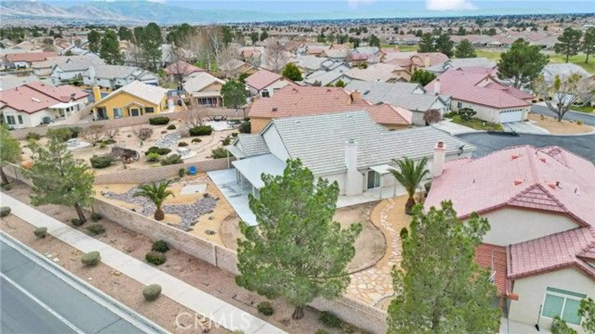 Property Slideshow image 49 of 54 | 19559 northstar ct, Apple Valley, CA, 92308