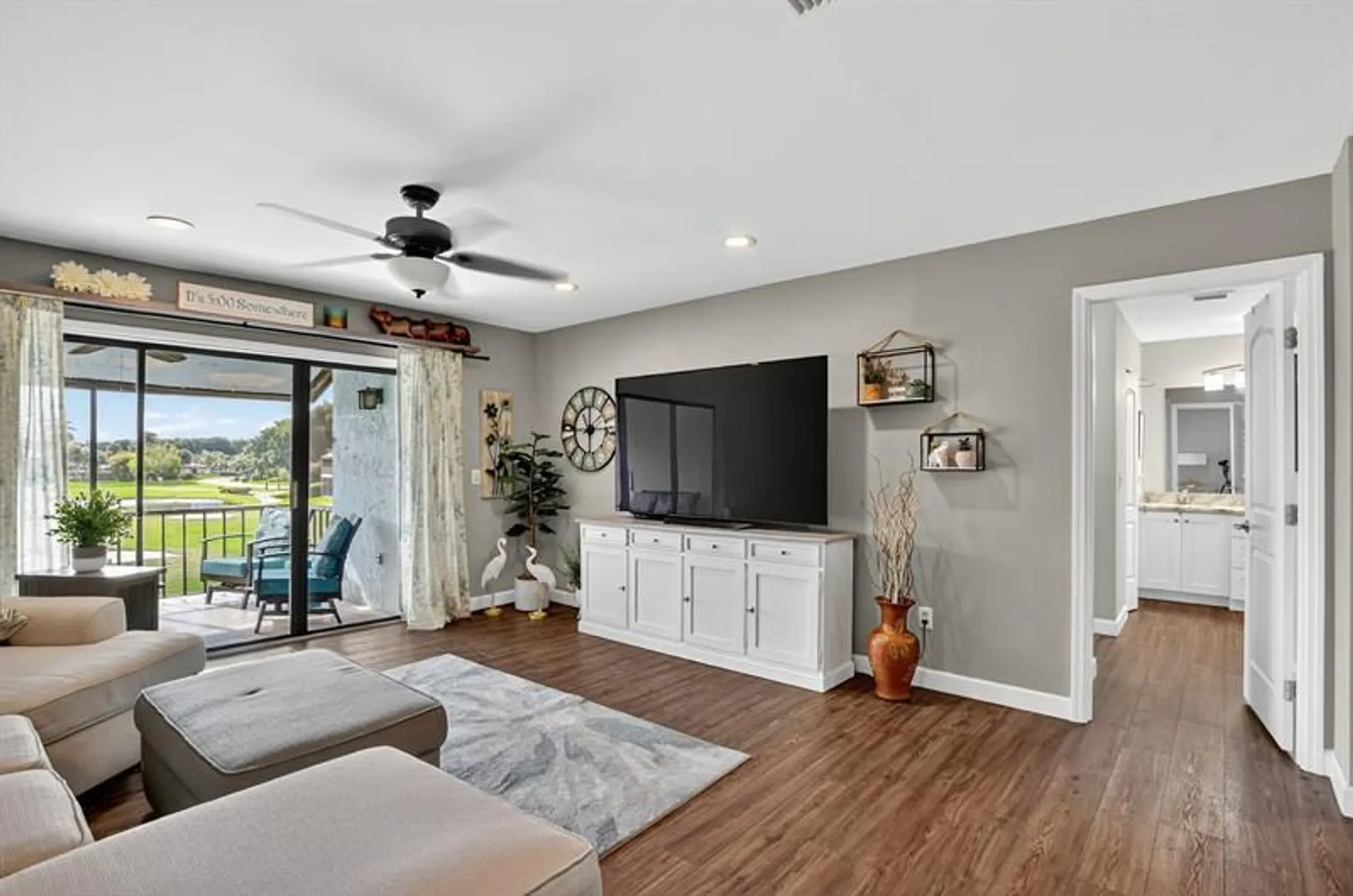 Property Slideshow image 17 of 46 | 21219 lago cir j, Boca Raton, FL, 33433