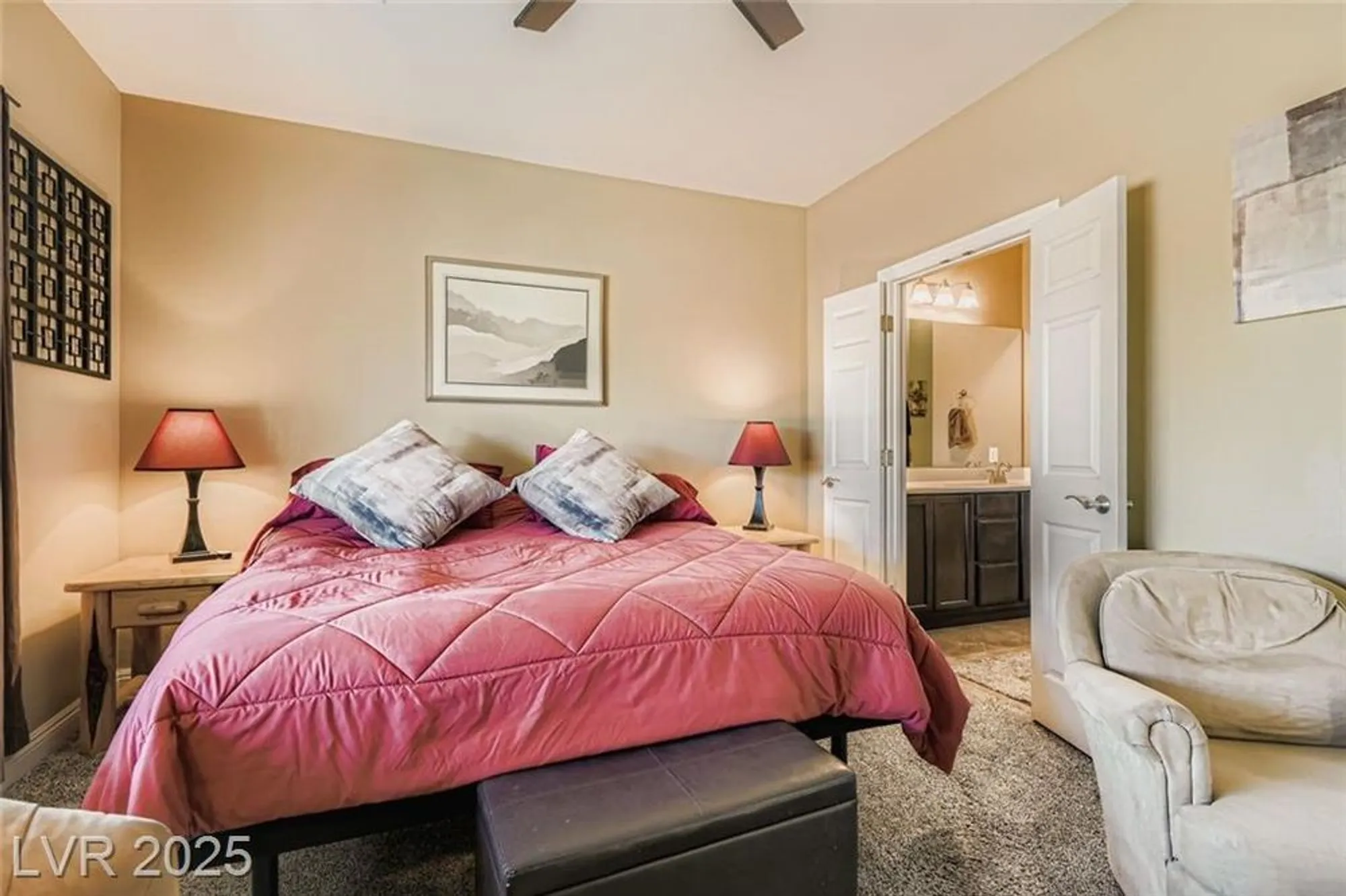 Property Slideshow image 18 of 45 | 3385 blue ribbon downs st, Las Vegas, NV, 89122