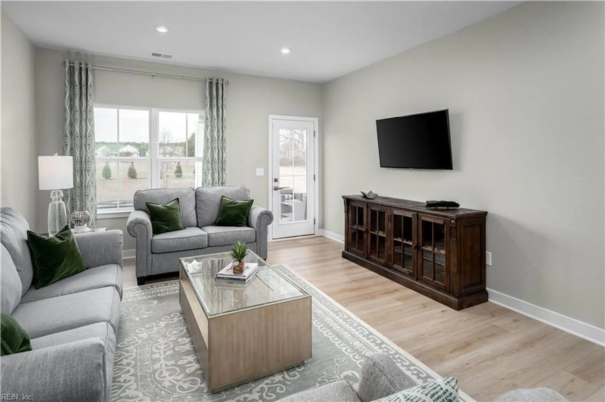 Property Slideshow image 9 of 25 | 23088 preserve pl, Carrollton, VA, 23314