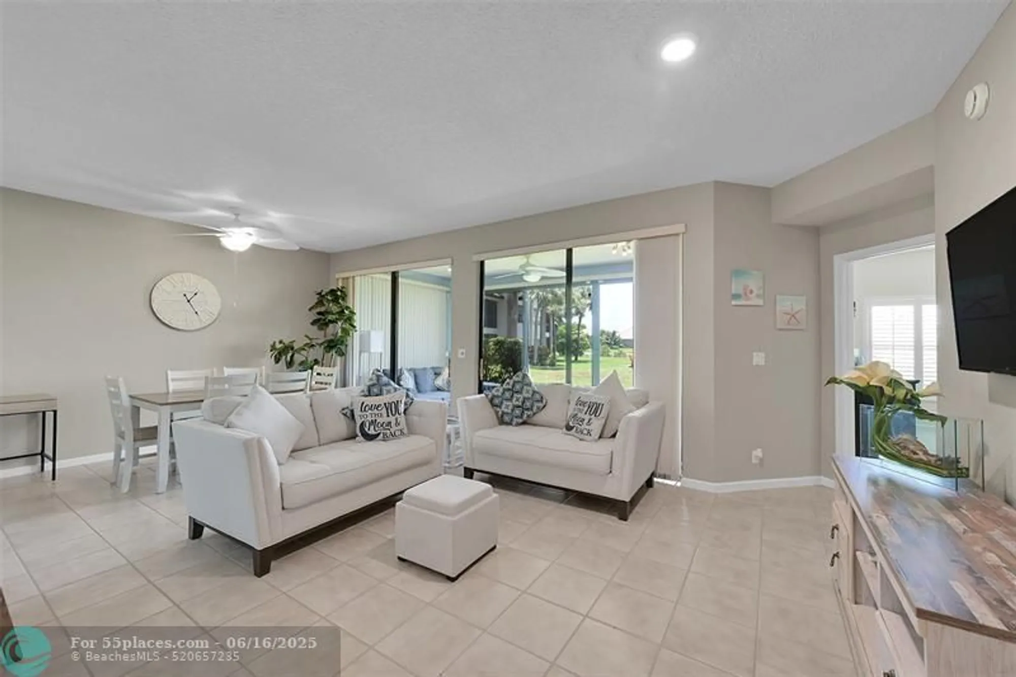 Property Slideshow image 8 of 74 | 8049 aberdeen dr apt 101, Boynton Beach, FL, 33472