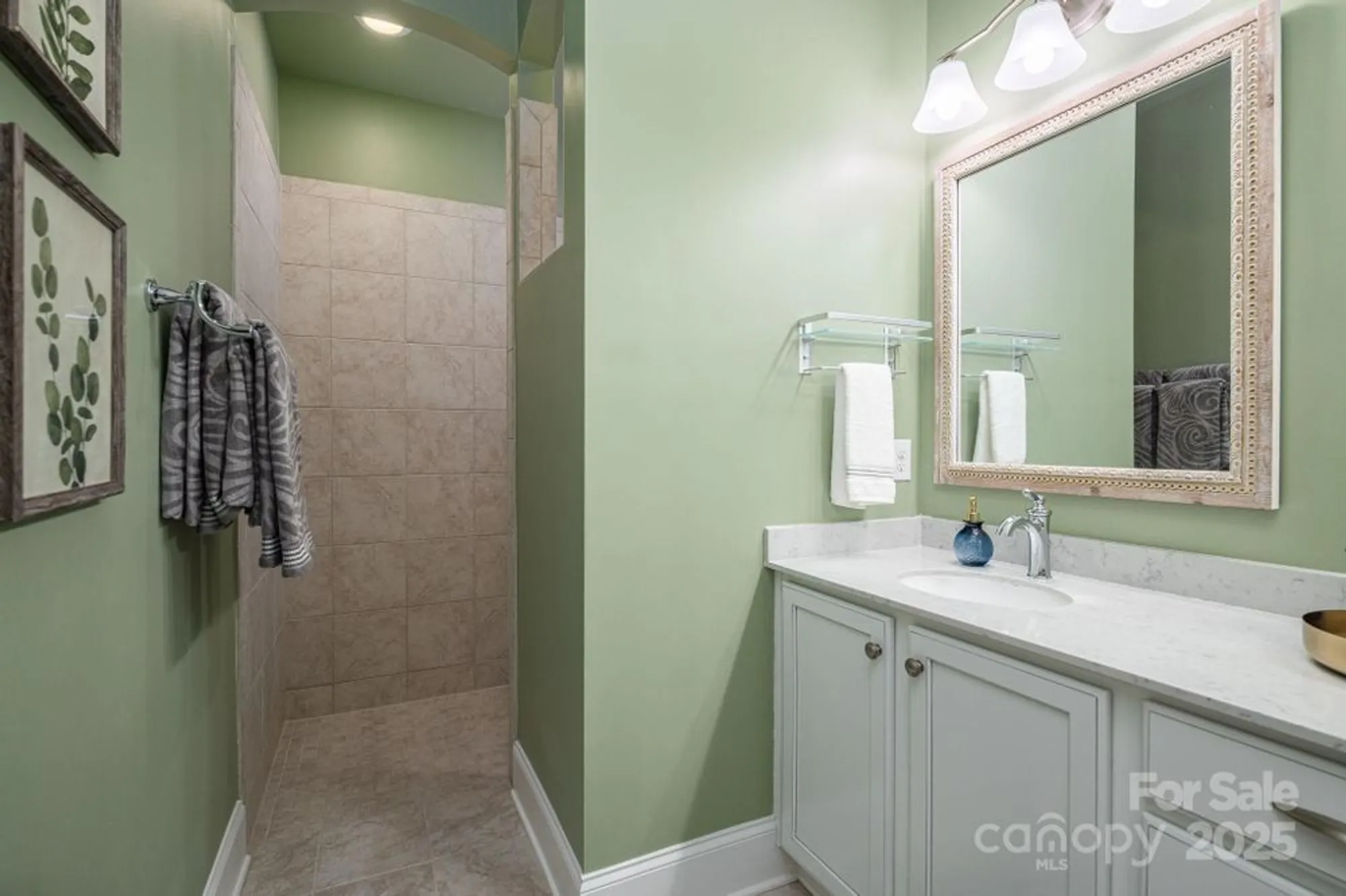 Property Slideshow image 20 of 38 | 5268 courtyard ln, Belmont, NC, 28012