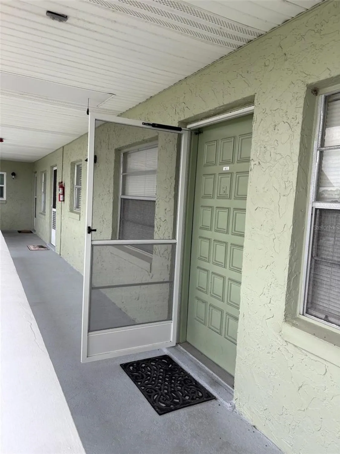 Property Slideshow image 17 of 29 | 1250 s pinellas ave 411, Tarpon Springs, FL, 34689