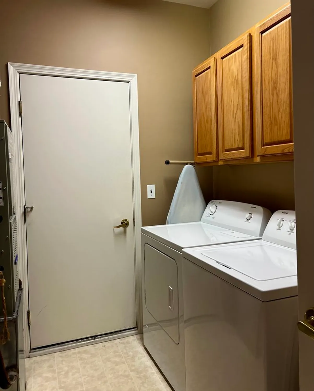 Property Slideshow image 32 of 36 | 12620 oak grove dr, Huntley, IL, 60142