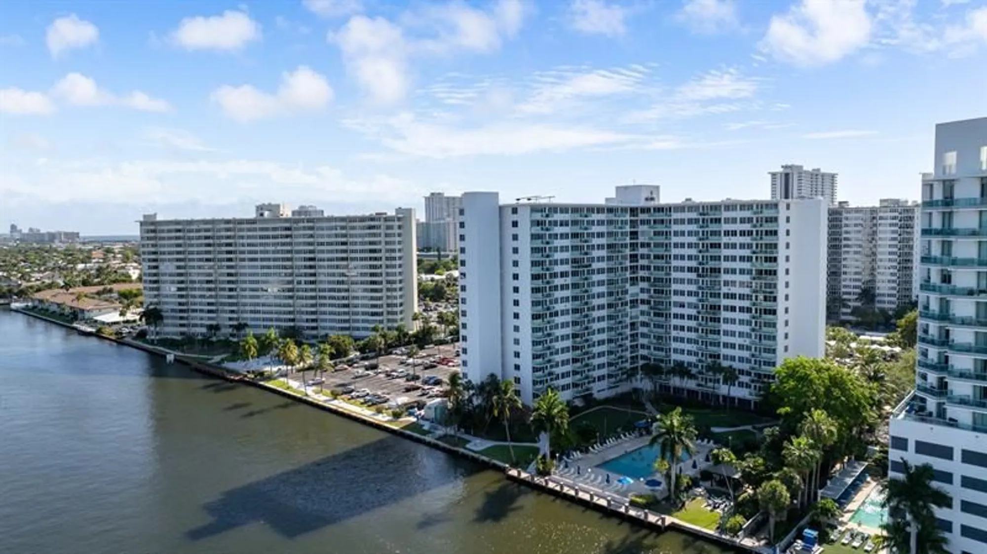Property Slideshow image 3 of 48 | 3233 ne 34th st apt 1207, Fort Lauderdale, FL, 33308