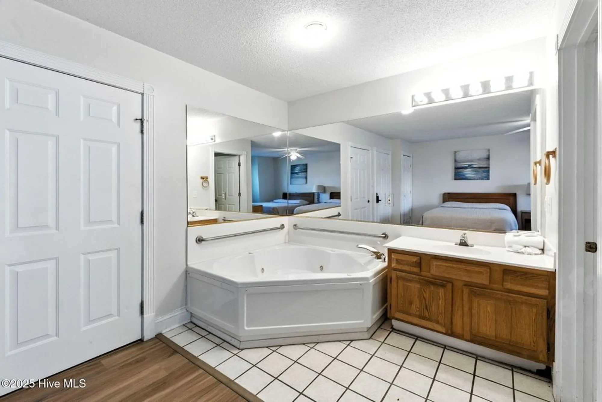 Property Slideshow image 14 of 40 | 330 s middleton dr 104, Calabash, NC, 28467