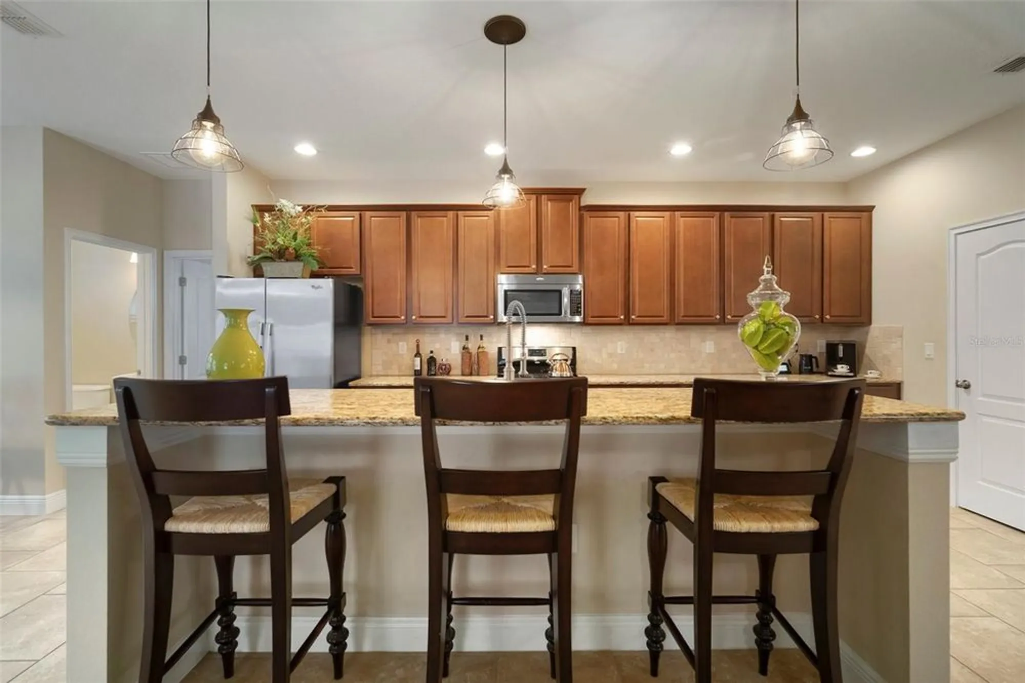 Property Slideshow image 13 of 80 | 513 manns harbor dr, Apollo Beach, FL, 33572