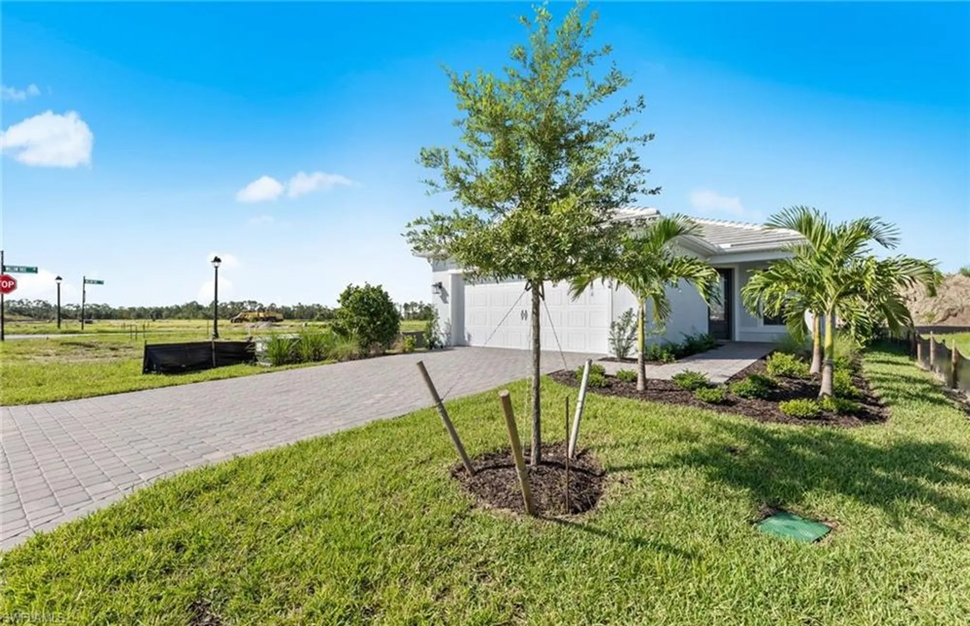 Property Slideshow image 6 of 47 | 7152 chapel creek ln, North Fort Myers, FL, 33917