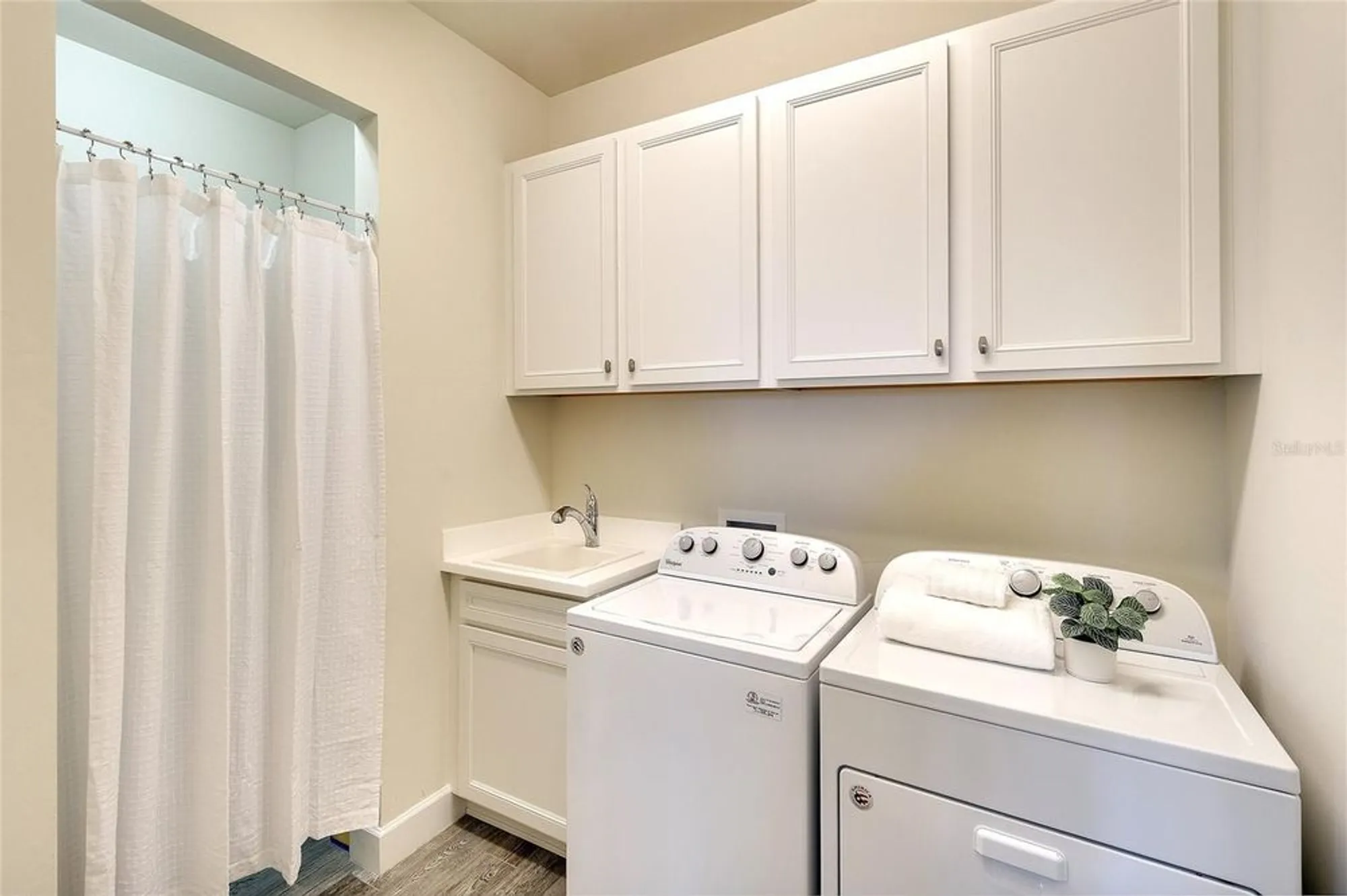 Property Slideshow image 28 of 51 | 16745 ellsworth ave, Bradenton, FL, 34202