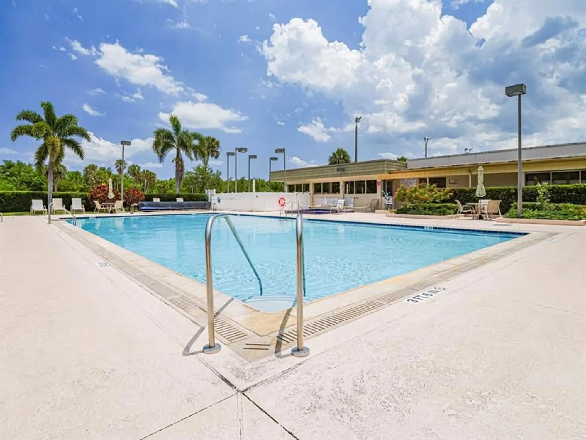 Property Slideshow image 38 of 49 | 9 vista gardens trl 106, Vero Beach, FL, 32962