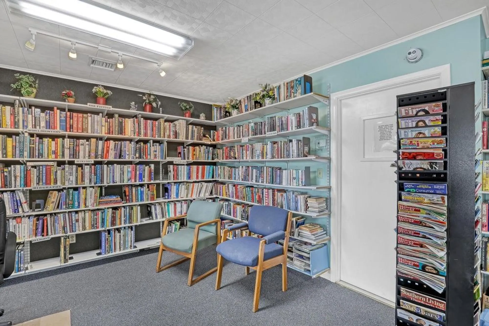 Property Slideshow image 47 of 50 | 2724 garden dr n apt 204, Lake Worth, FL, 33461