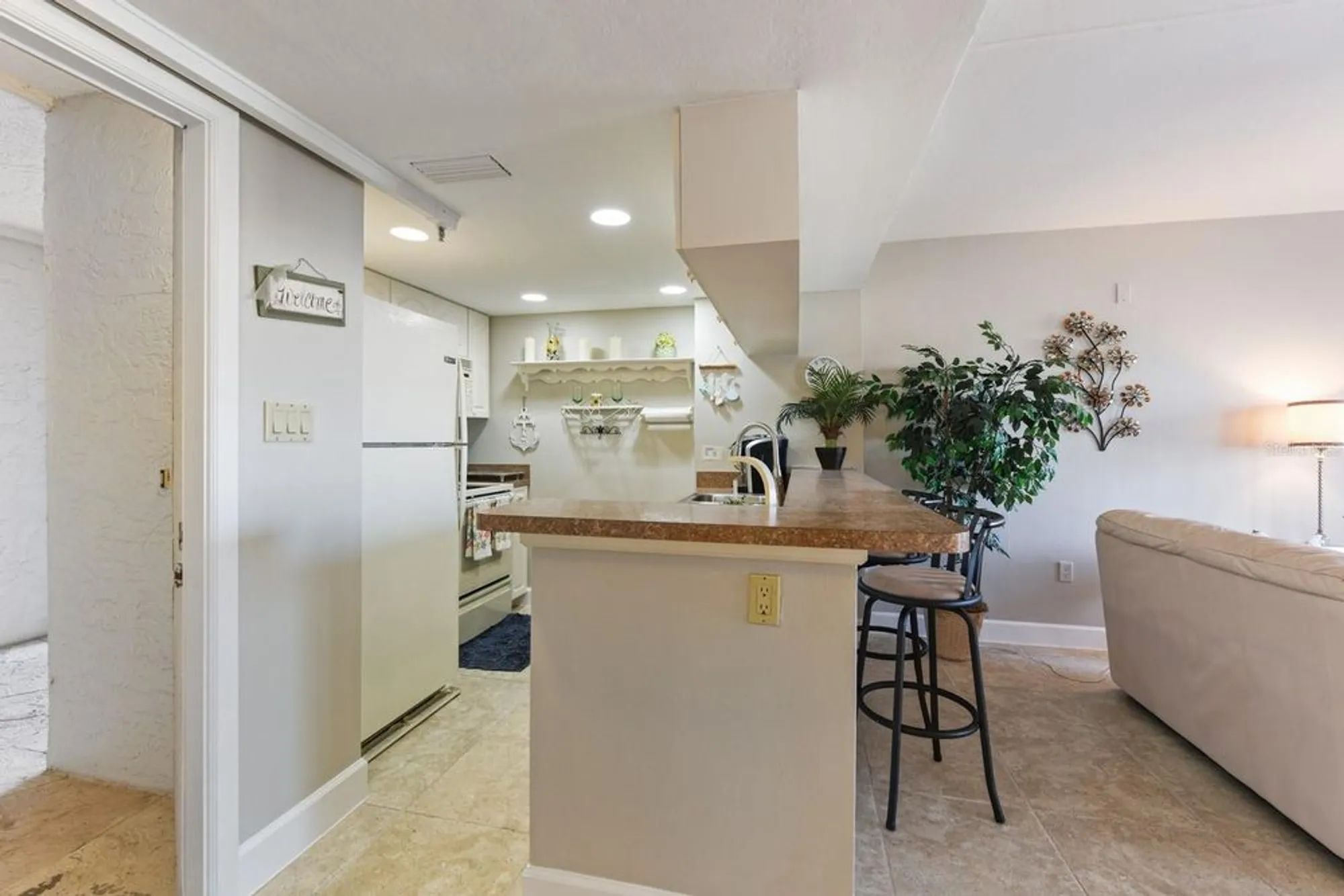 Property Slideshow image 5 of 33 | 3170 matecumbe key rd 112, Punta Gorda, FL, 33955