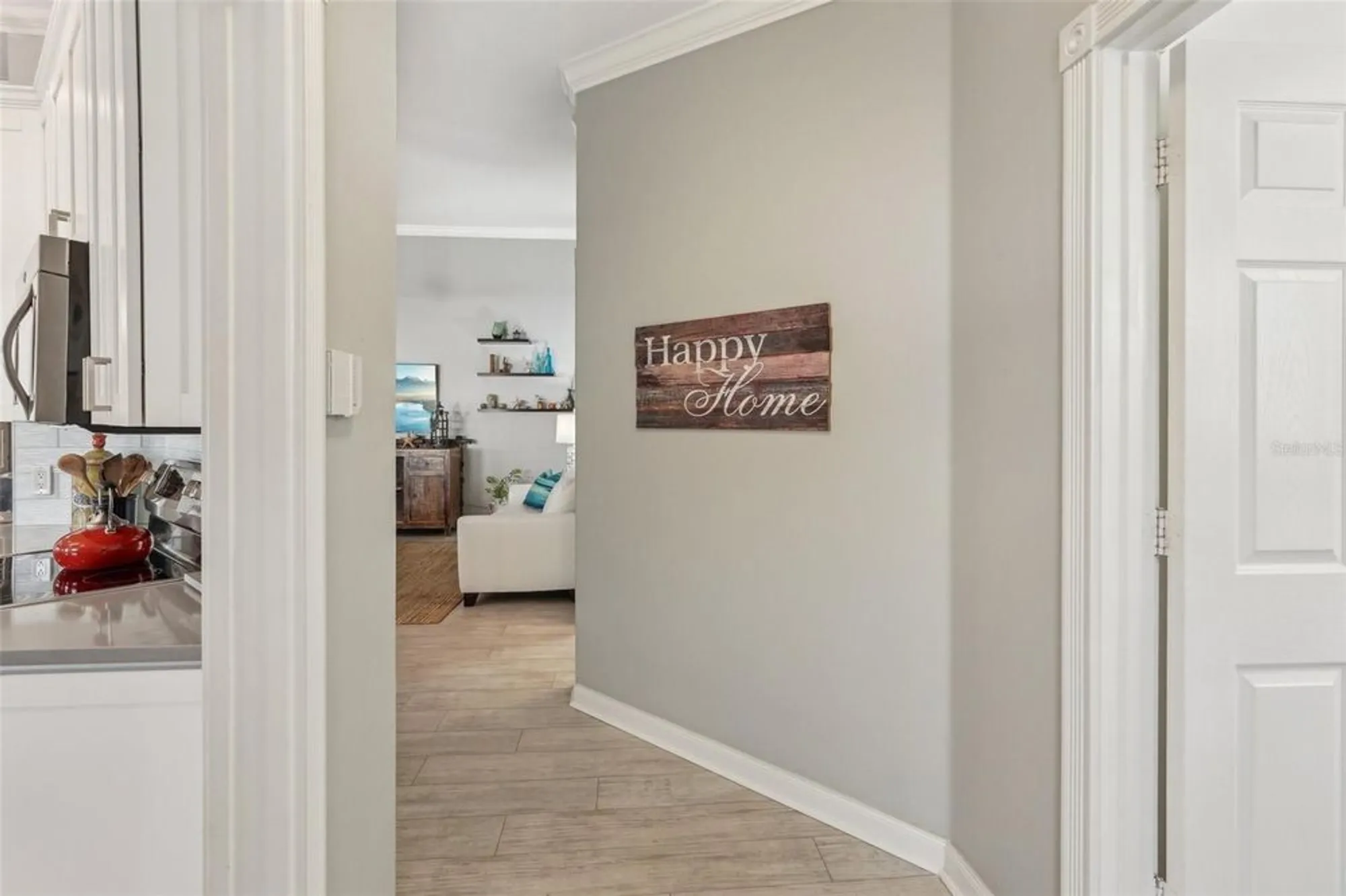 Property Slideshow image 14 of 74 | 7632 quinto dr, Sarasota, FL, 34238