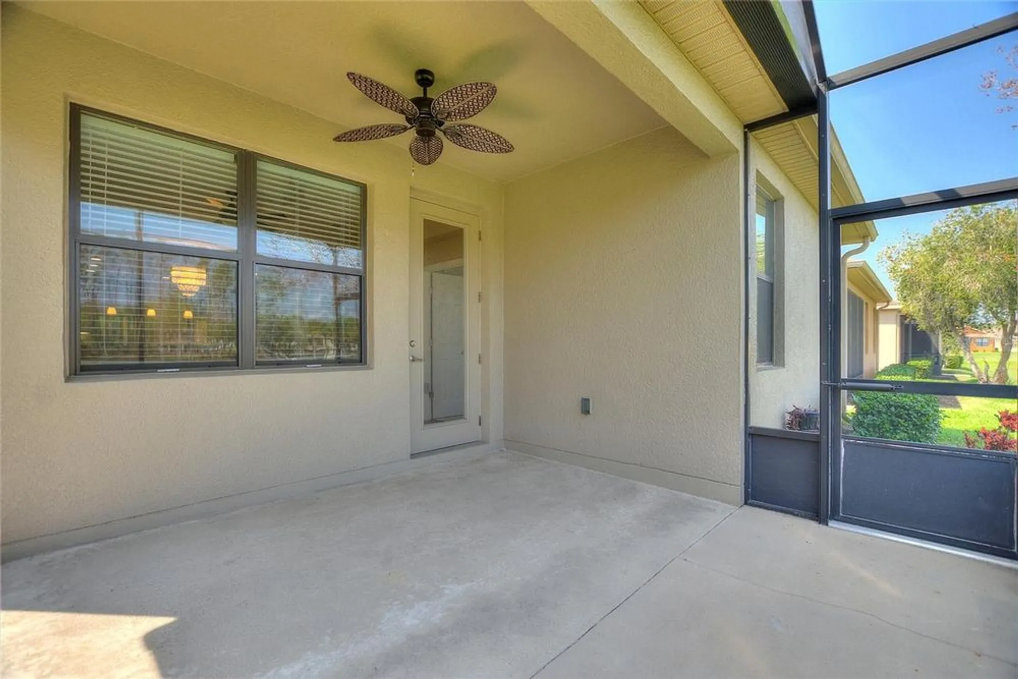 Property Slideshow image 24 of 44 | 555 presido park pl, Kissimmee, FL, 34759