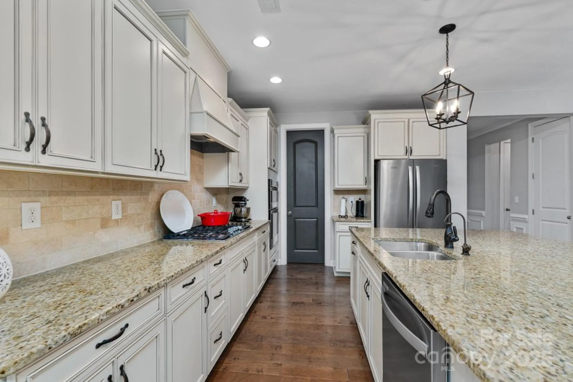 Property Slideshow image 18 of 48 | 4946 norman park pl, Lake Wylie, SC, 29710