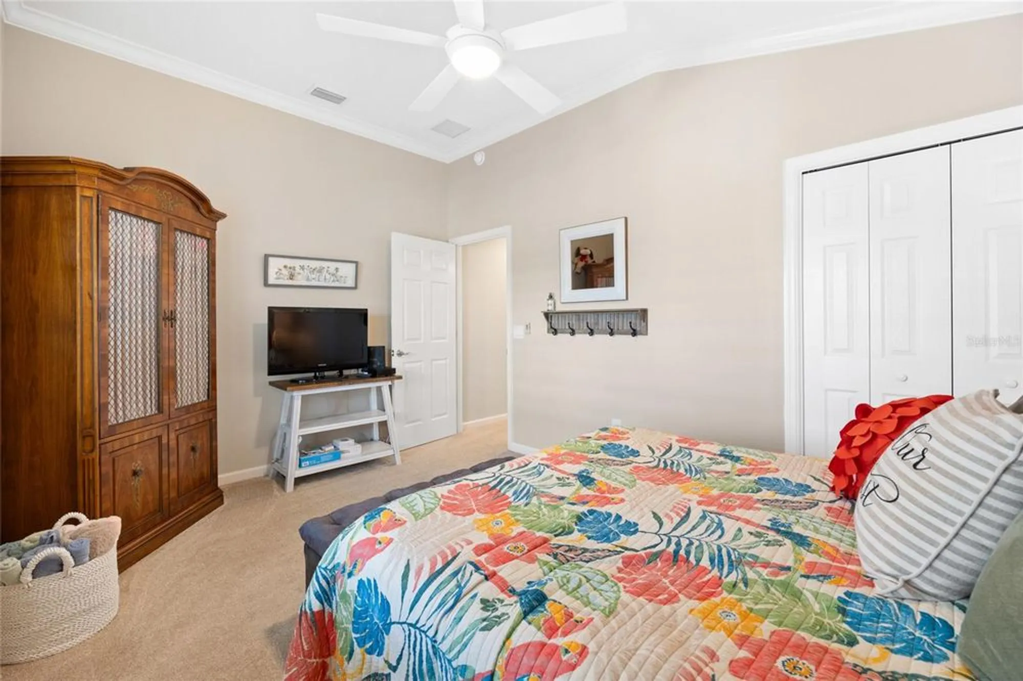Property Slideshow image 25 of 40 | 2467 rogers rd, The Villages, FL, 32163