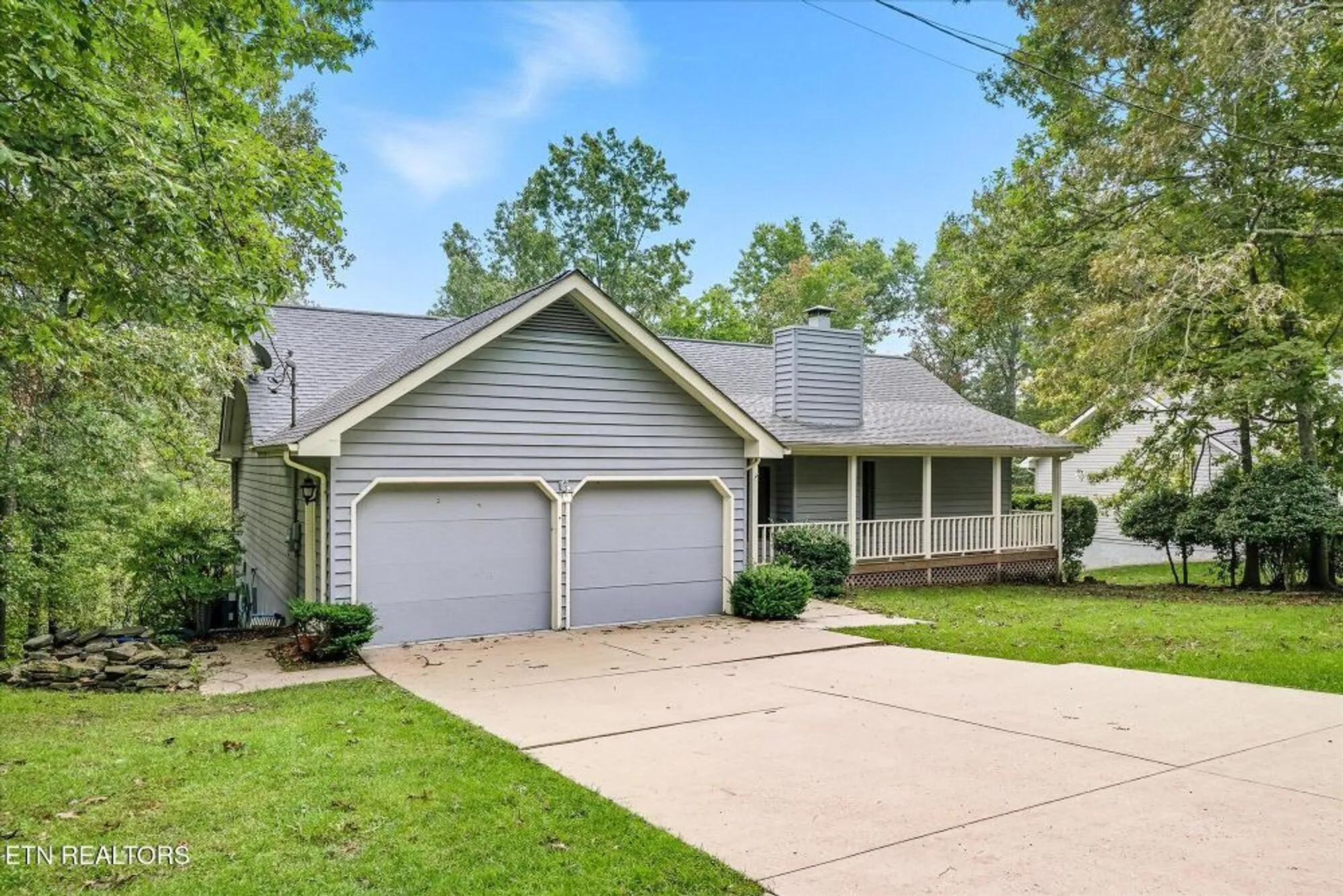 Property Slideshow image 32 of 44 | 34 beachwood ln, Crossville, TN, 38558