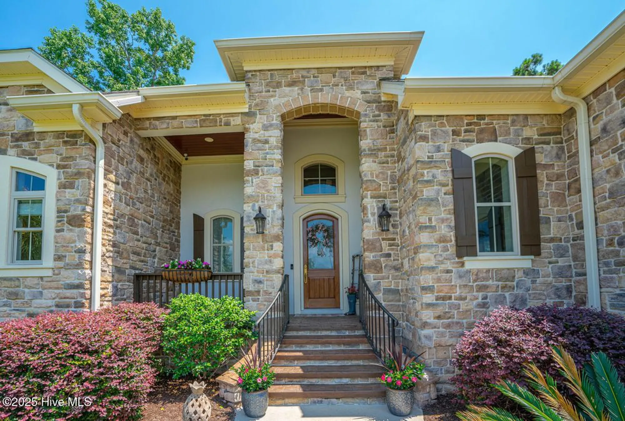 Property Slideshow image 6 of 103 | 558 westchester pl, Ocean Isle Beach, NC, 28469