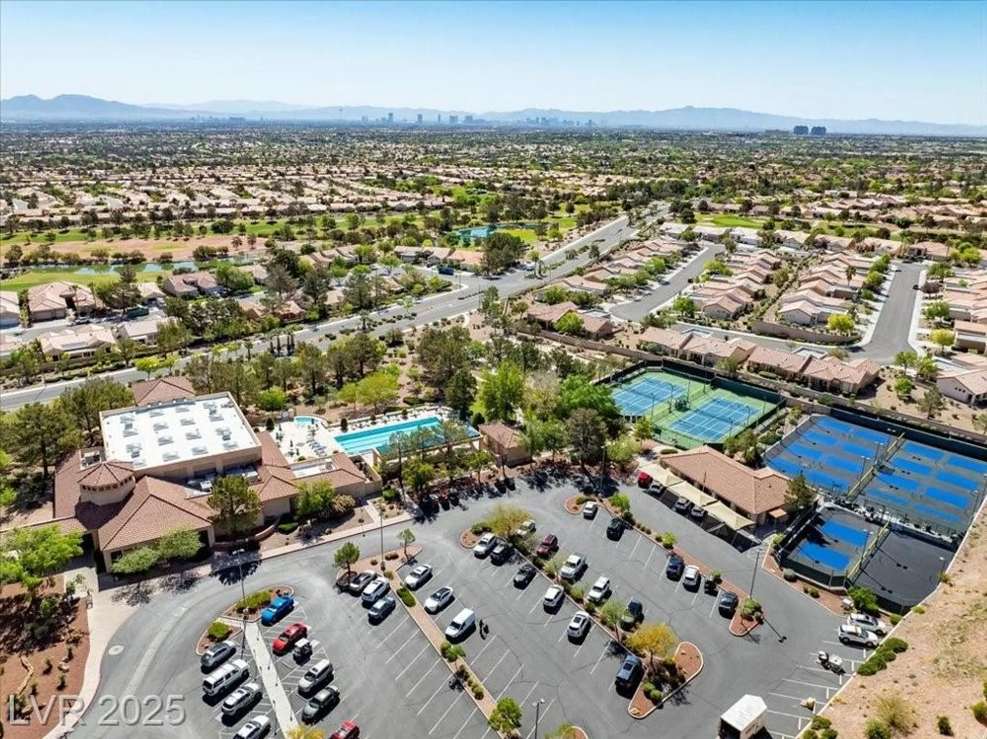 Property Slideshow image 37 of 49 | 2908 laverton dr, Las Vegas, NV, 89134