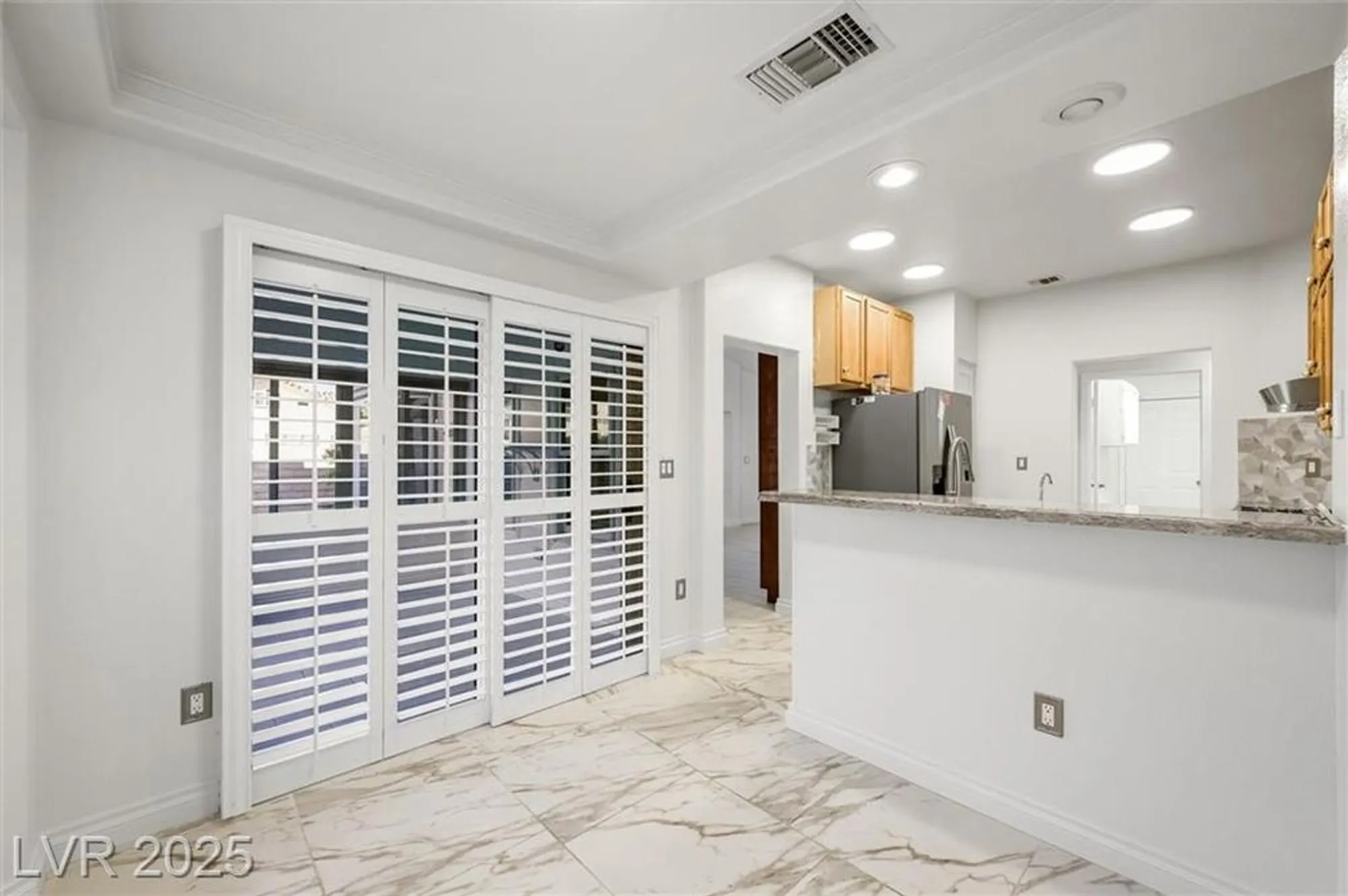 Property Slideshow image 22 of 52 | 2725 byron dr, Las Vegas, NV, 89134