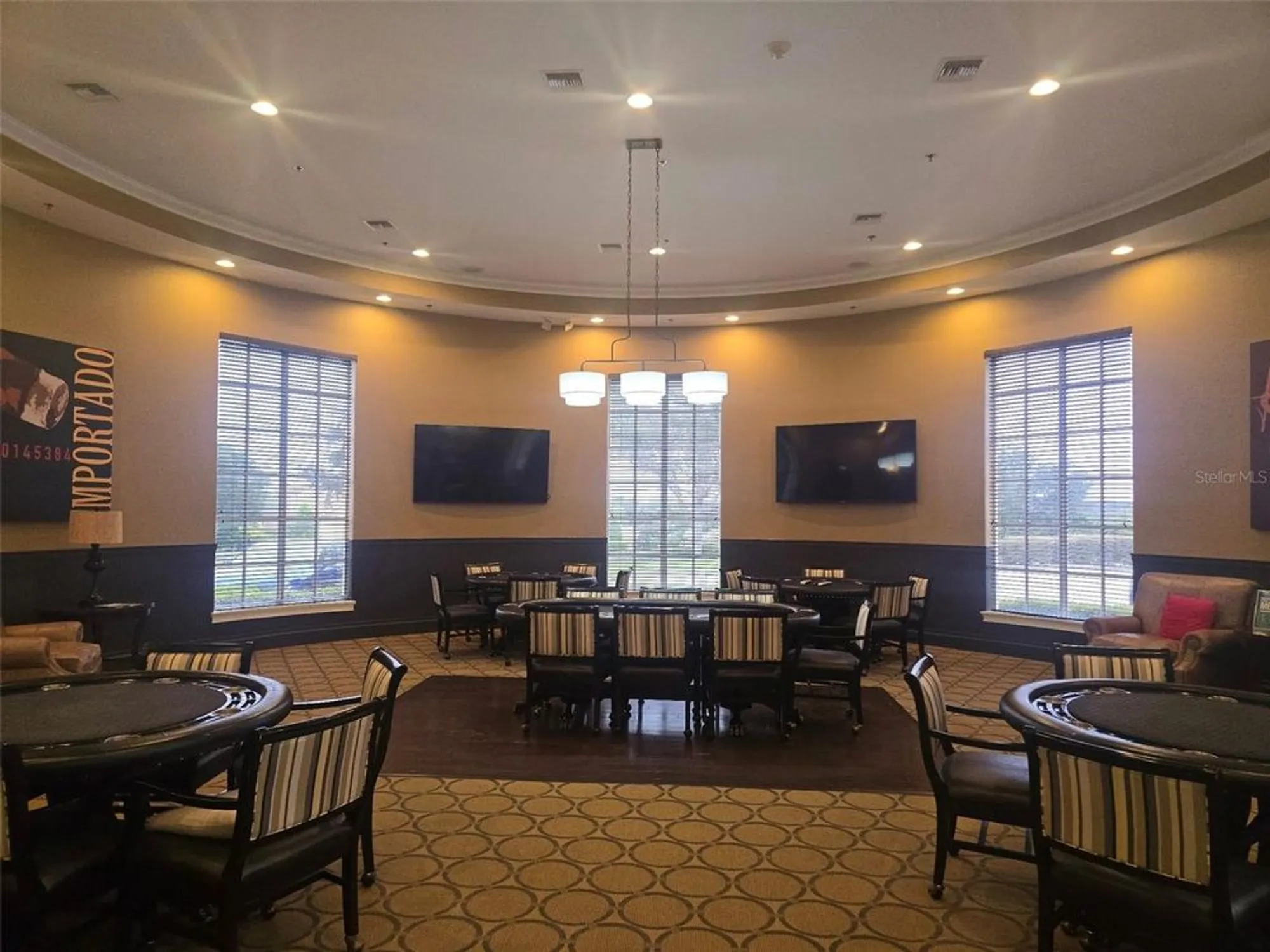 Property Slideshow image 30 of 49 | 108 crescent moon dr, Groveland, FL, 34736