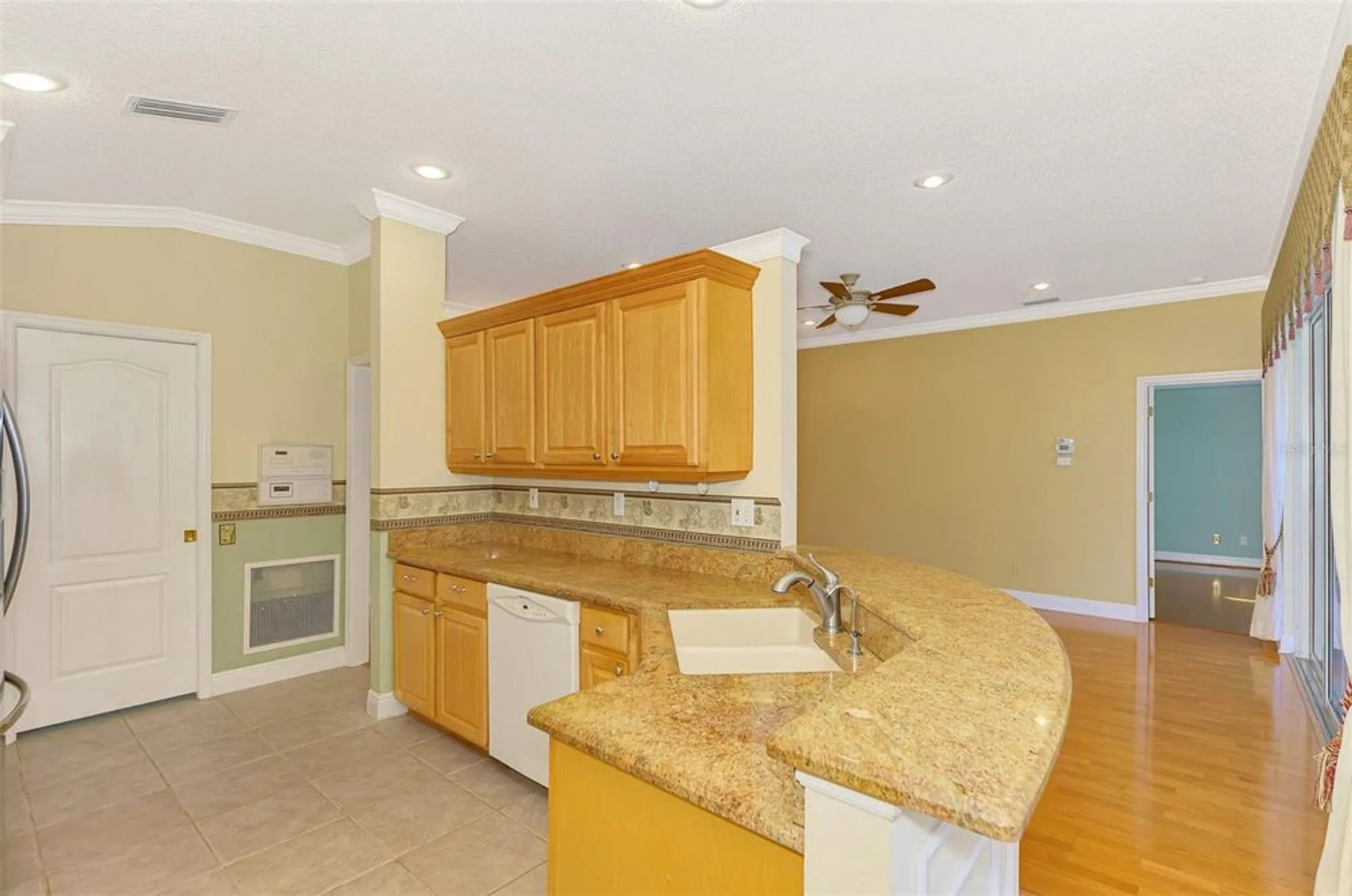 Property Slideshow image 33 of 85 | 503 wexford dr, Venice, FL, 34293