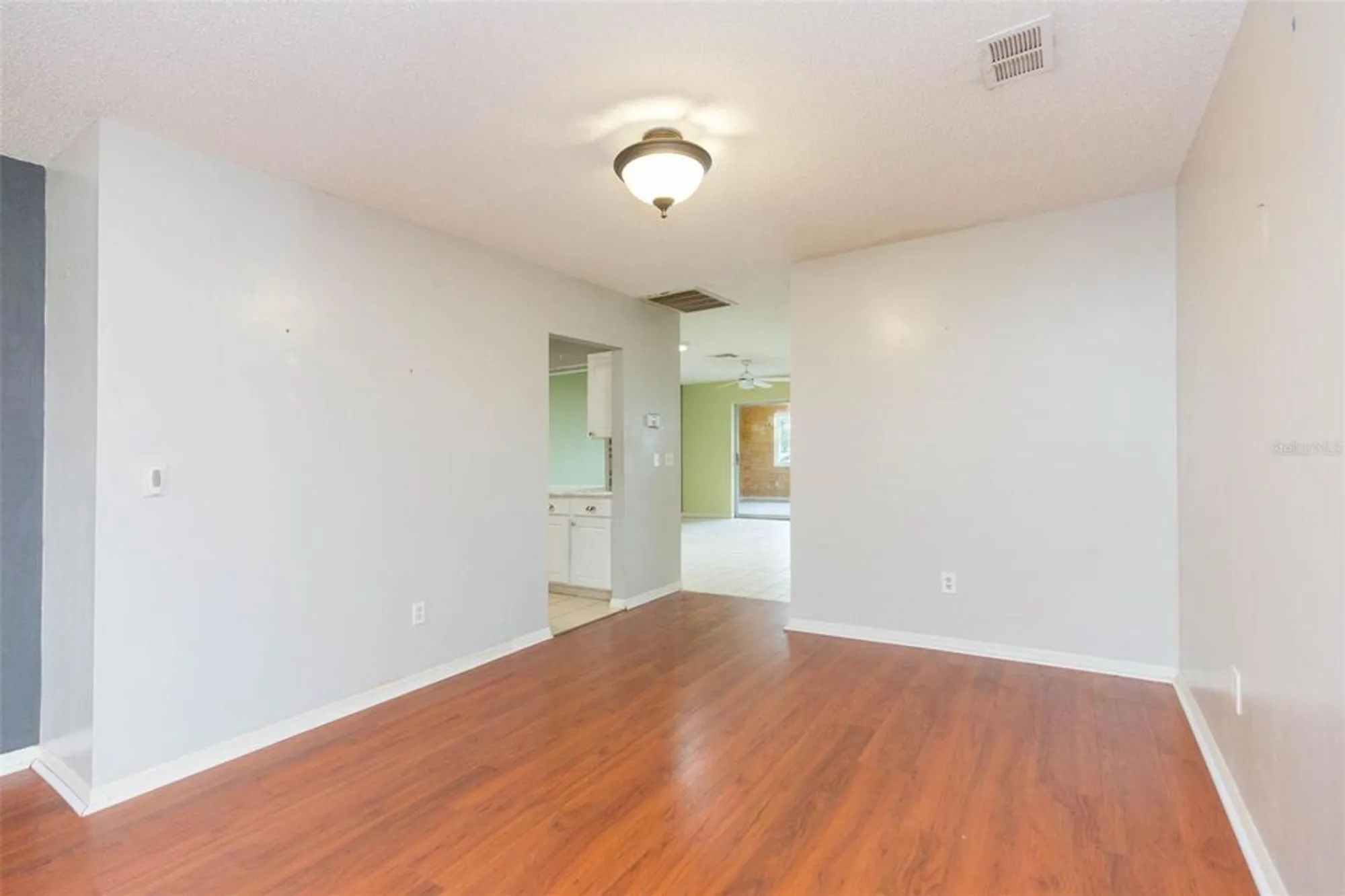 Property Slideshow image 10 of 42 | 1816 n pebble beach blvd, Sun City Center, FL, 33573