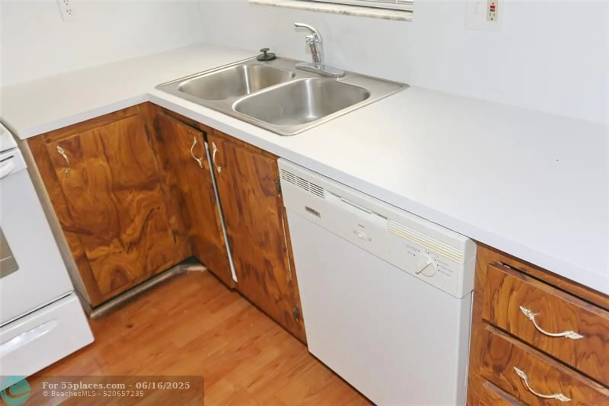 Property Slideshow image 16 of 30 | 6700 royal palm blvd apt 309, Margate, FL, 33063