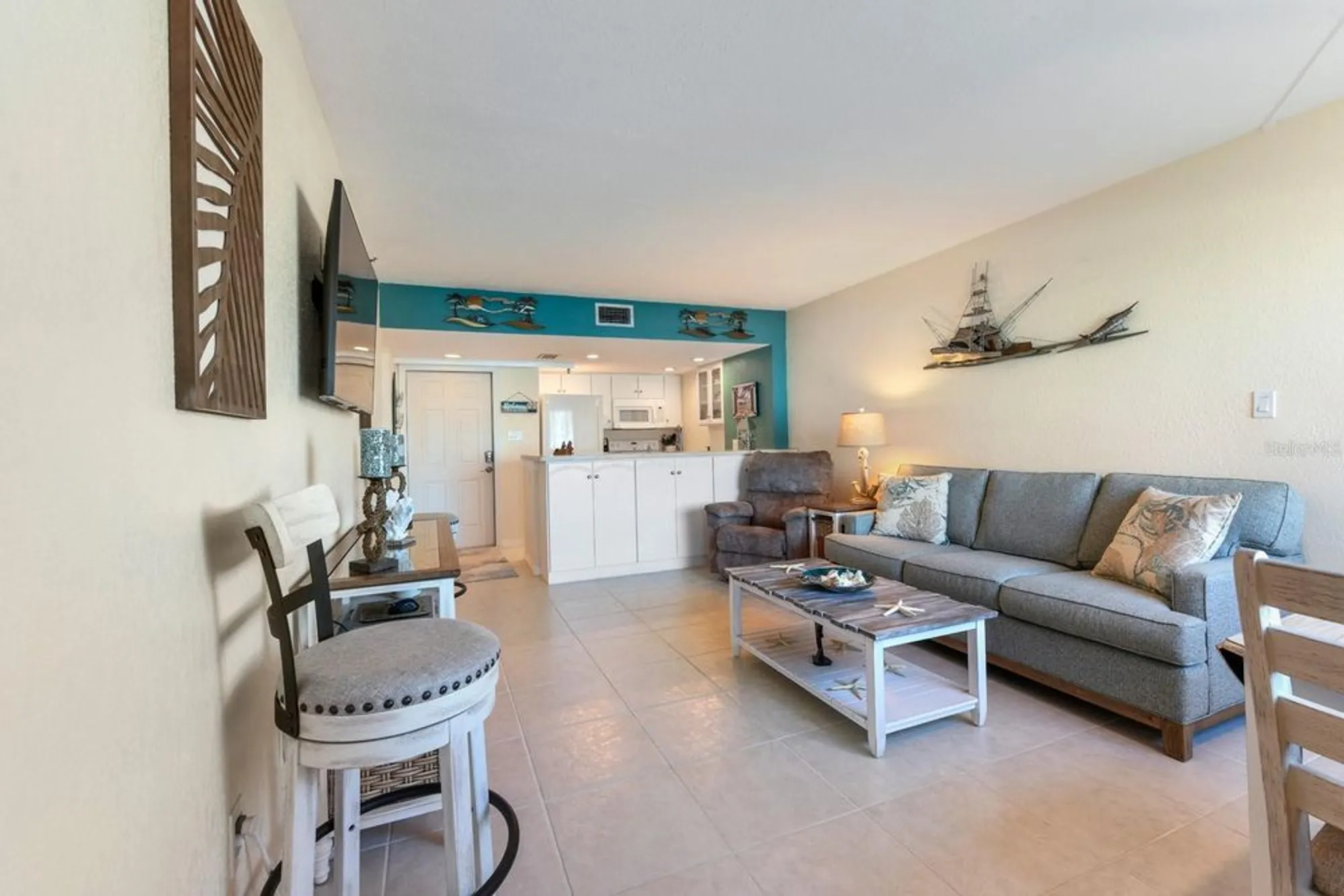Property Slideshow image 22 of 31 | 3160 matecumbe key rd apt 212, Punta Gorda, FL, 33955