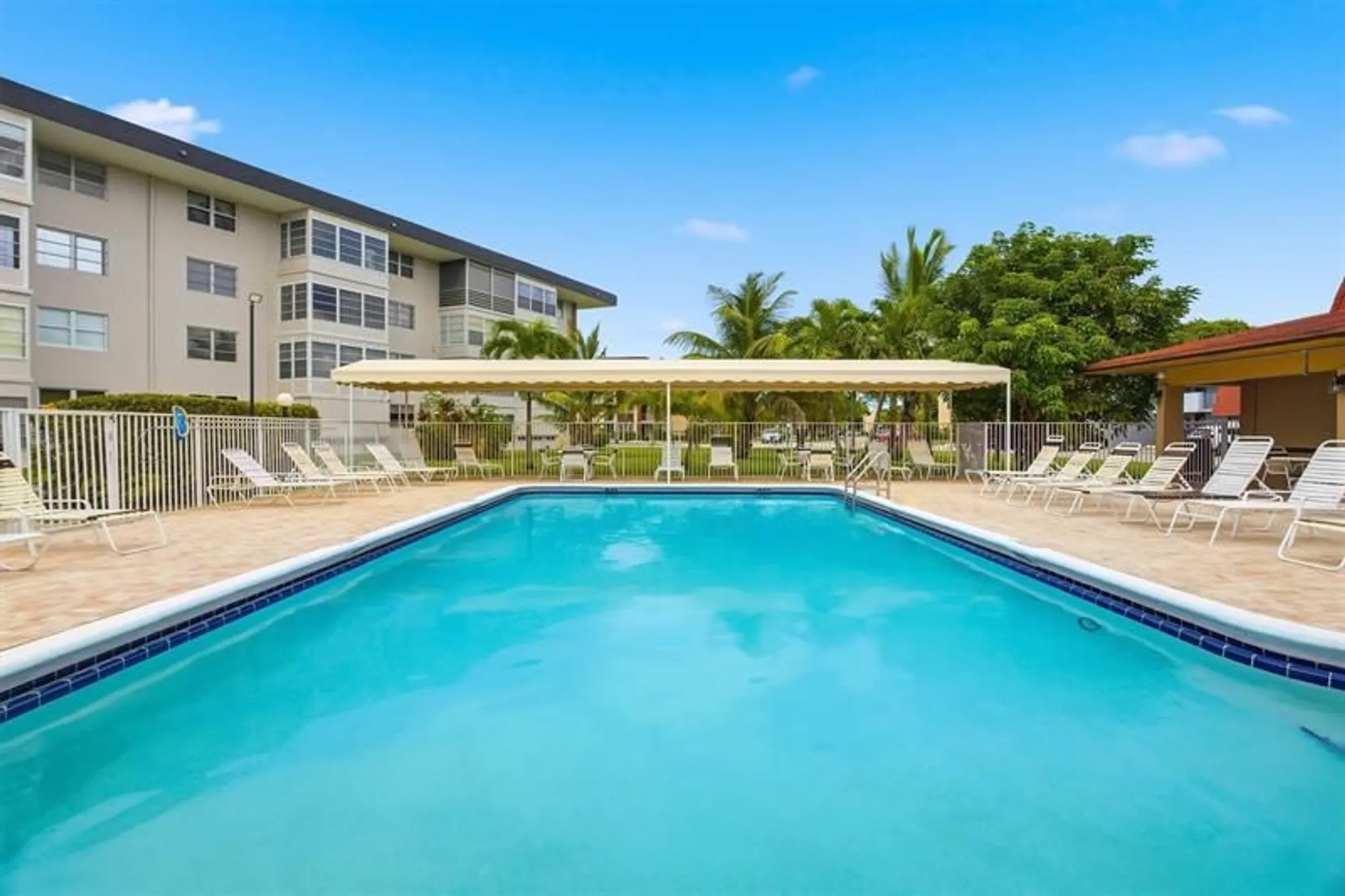 Property Slideshow image 38 of 44 | 2991 nw 46th ave 410, Lauderdale Lakes, FL, 33313