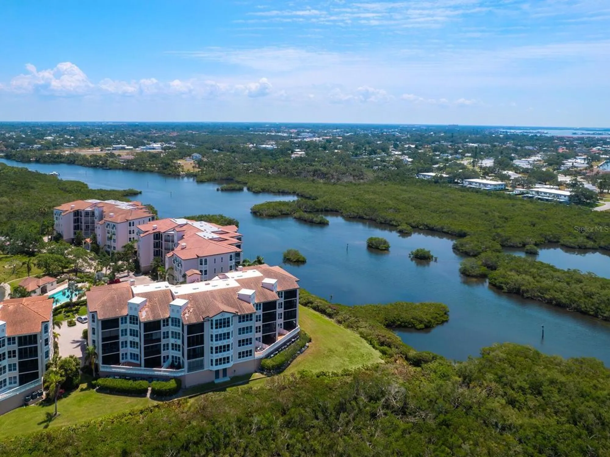 Property Slideshow image 45 of 61 | 5430 eagles point cir 101, Sarasota, FL, 34231