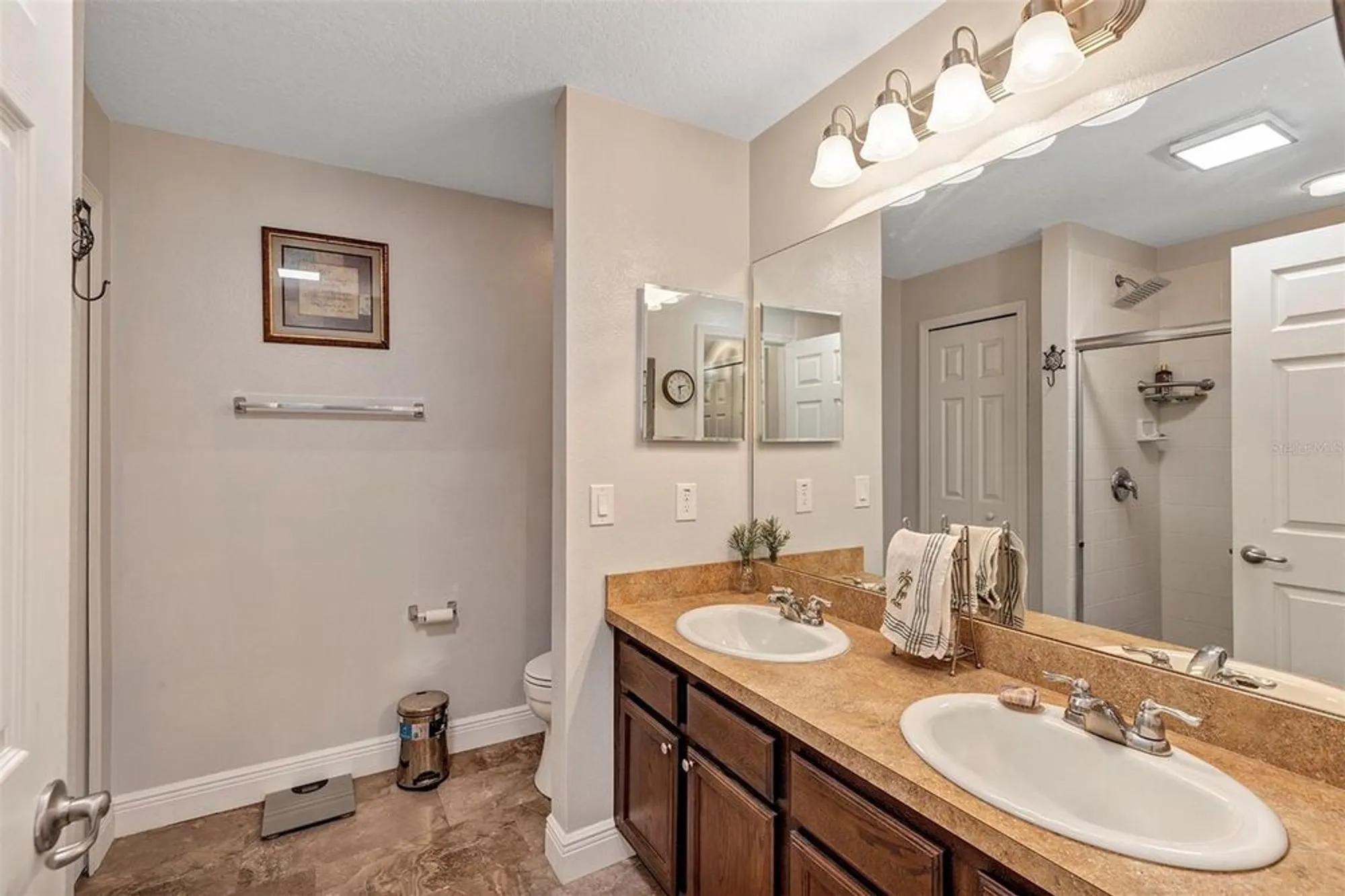 Property Slideshow image 15 of 47 | 26925 white plains way, Leesburg, FL, 34748