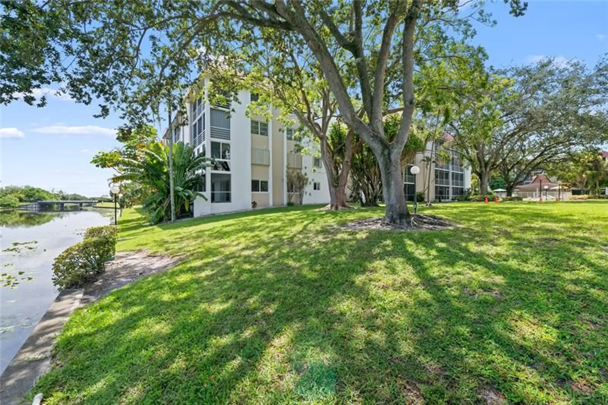 Property Slideshow image 25 of 27 | 3581 inverrary dr apt 104, Lauderhill, FL, 33319