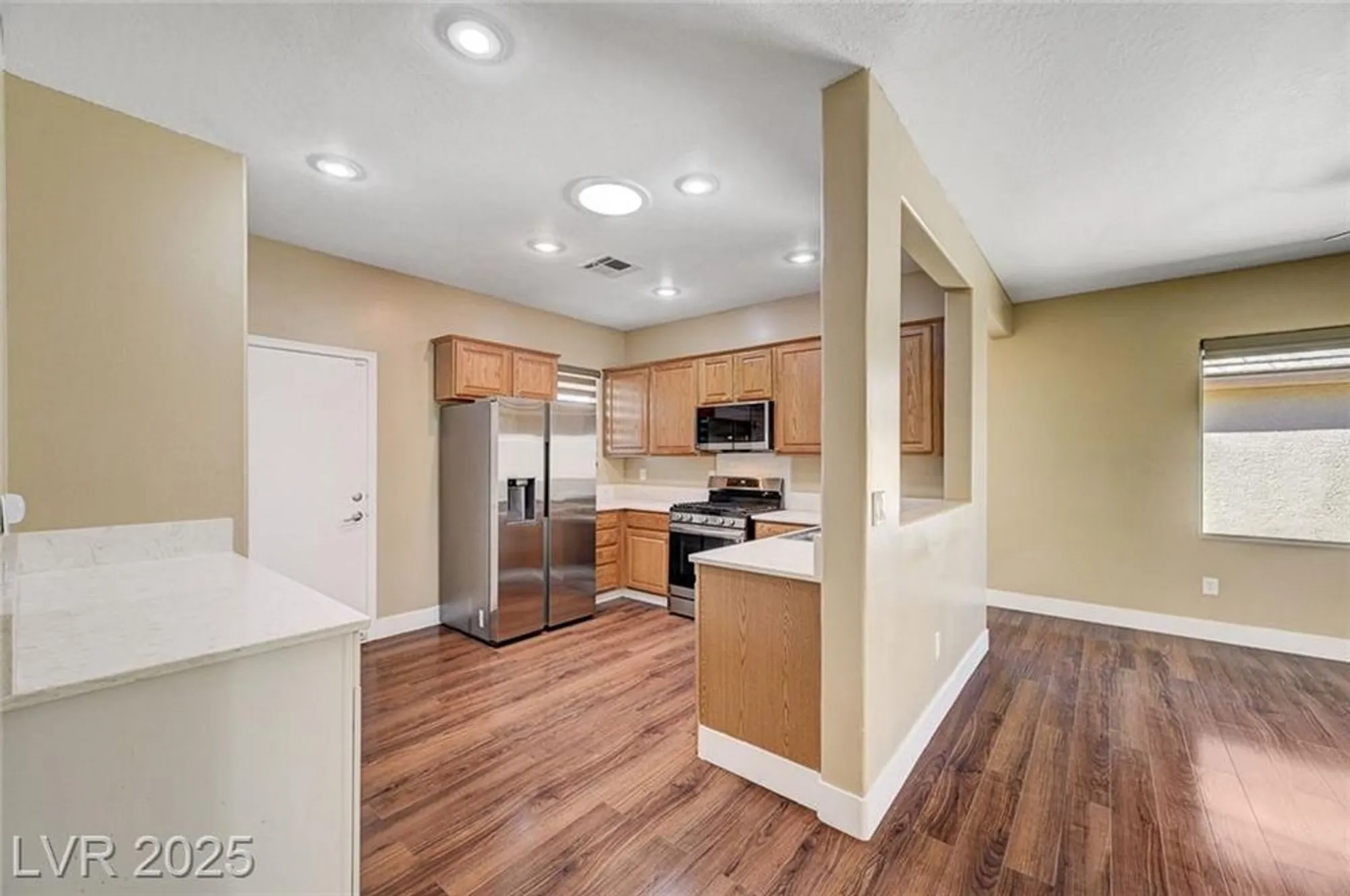 Property Slideshow image 16 of 61 | 2496 serene moon dr, Henderson, NV, 89044