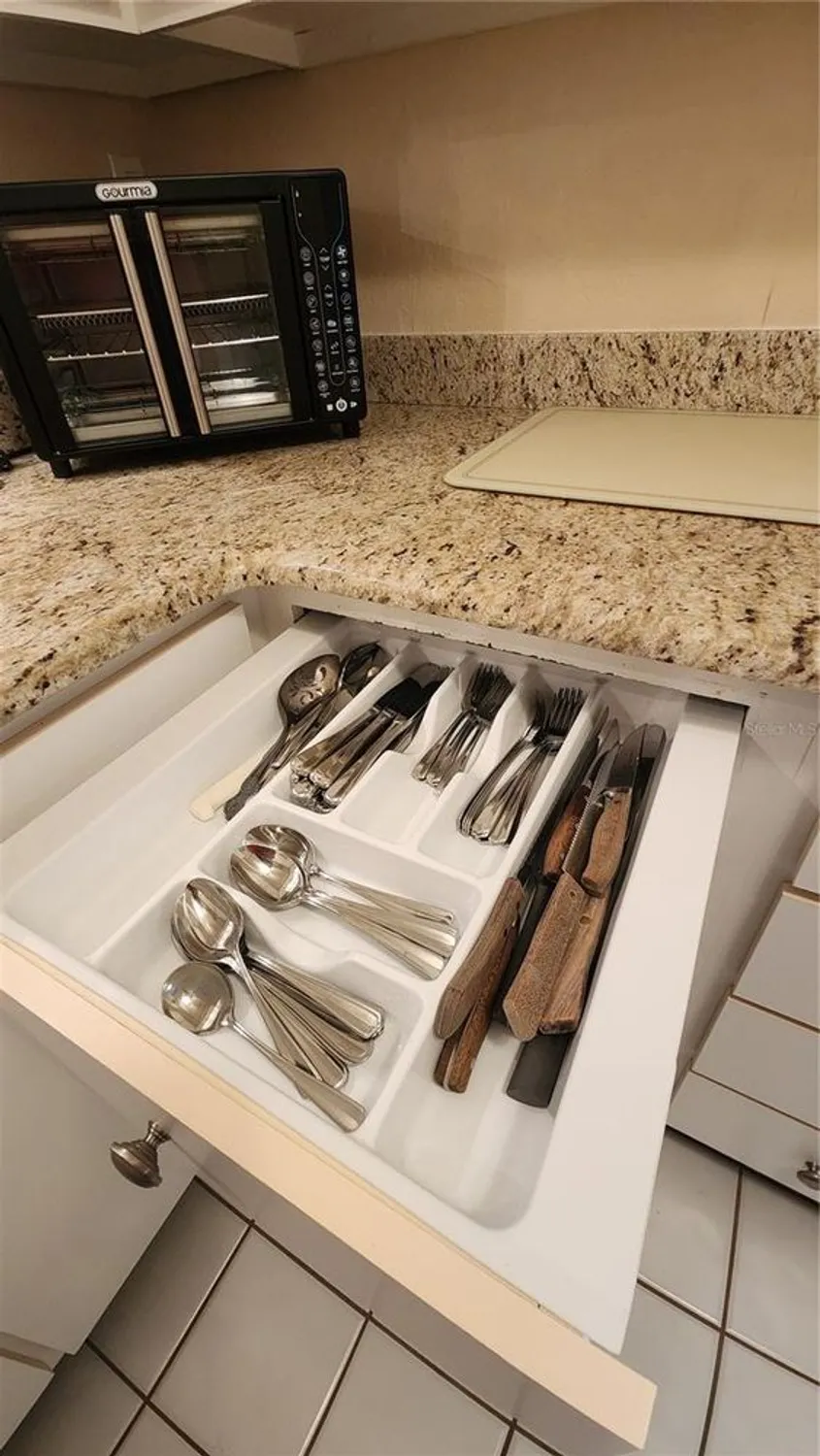 Property Slideshow image 24 of 45 | 21300 brinson ave 201, Port Charlotte, FL, 33952